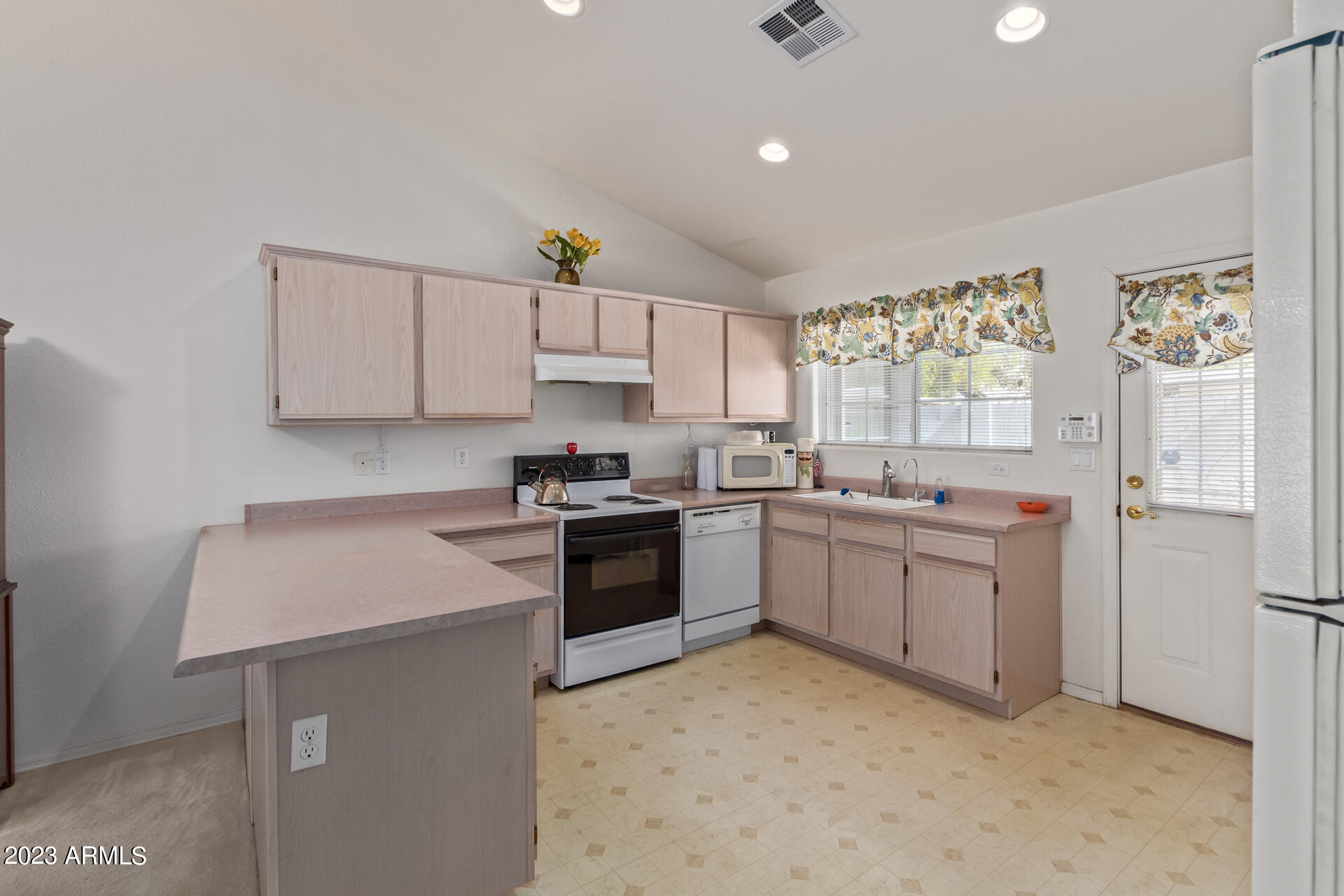 860 N MCQUEEN Road # 1196