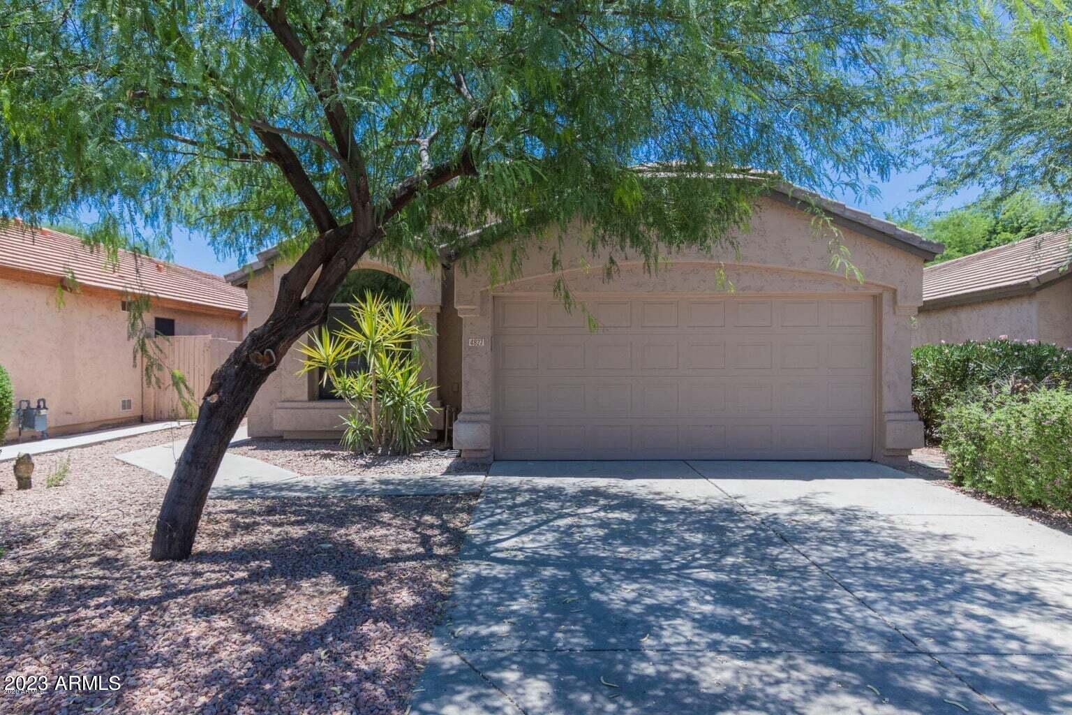 4827 E MELINDA Lane