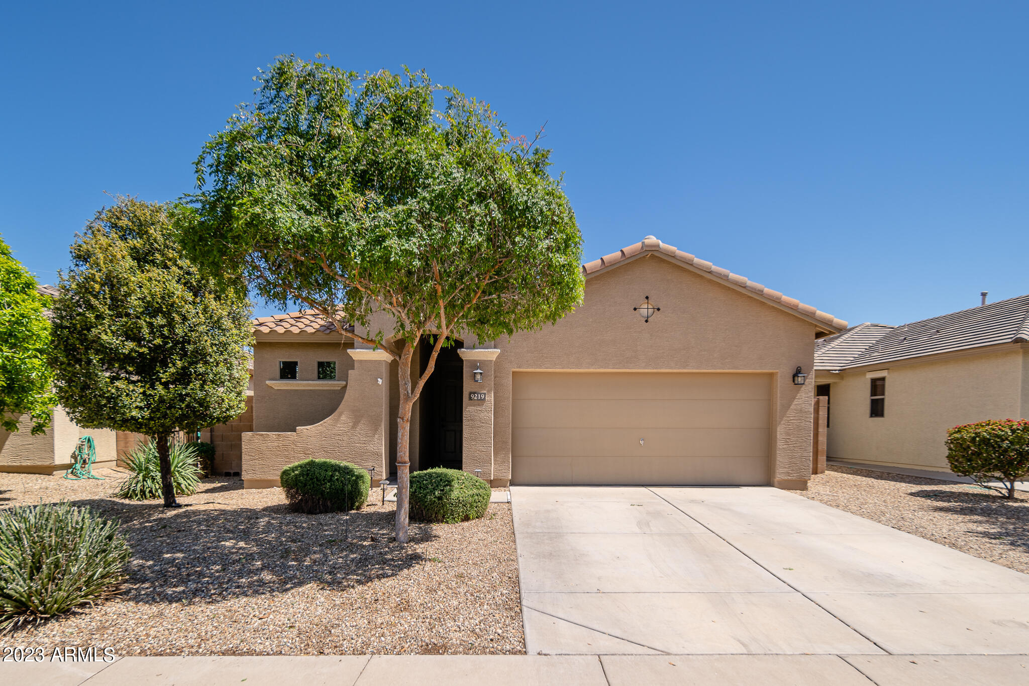 9219 N 182 Lane