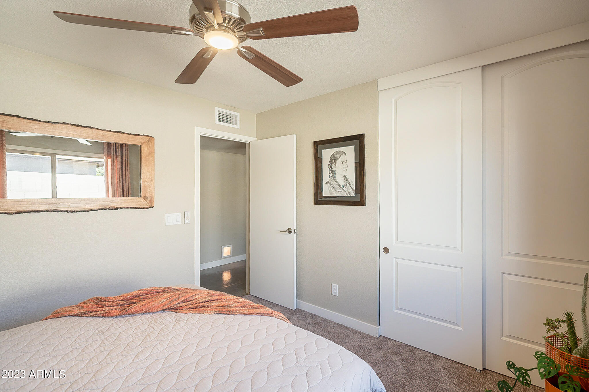 7044 N Via de Paesia --