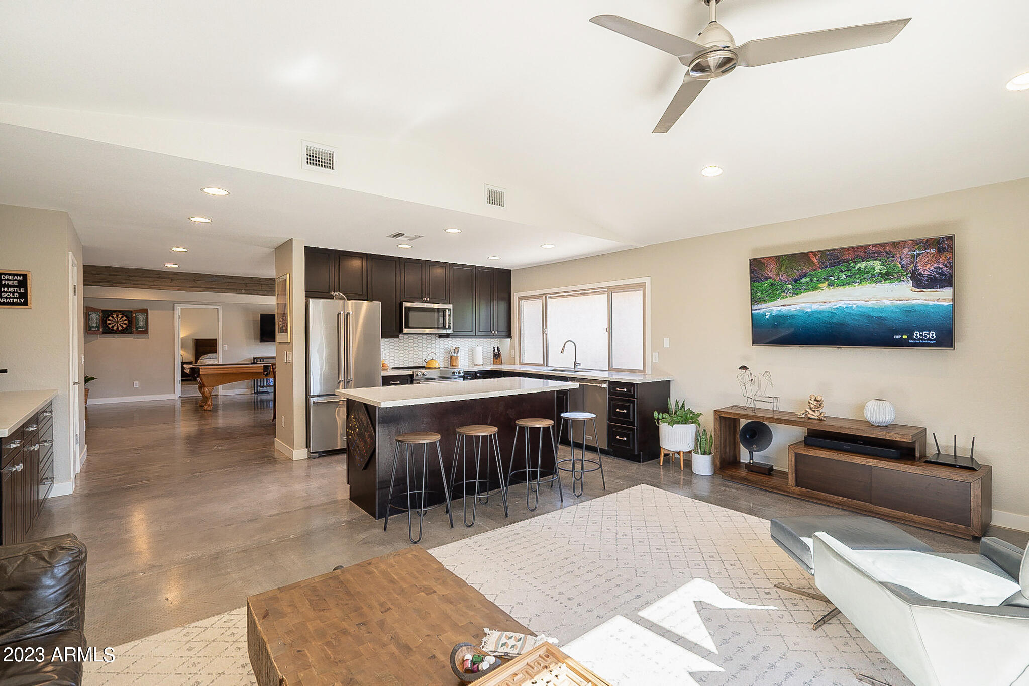 7044 N Via de Paesia --