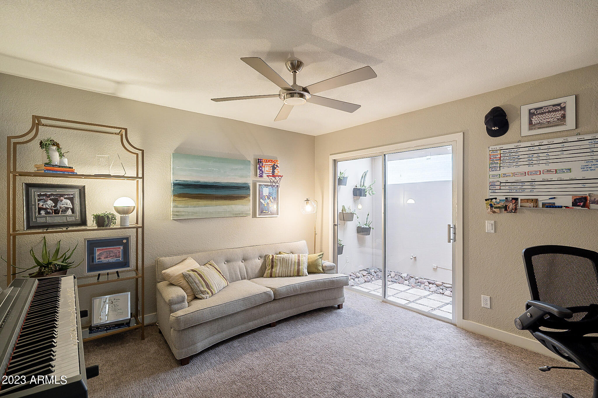 7044 N Via de Paesia --