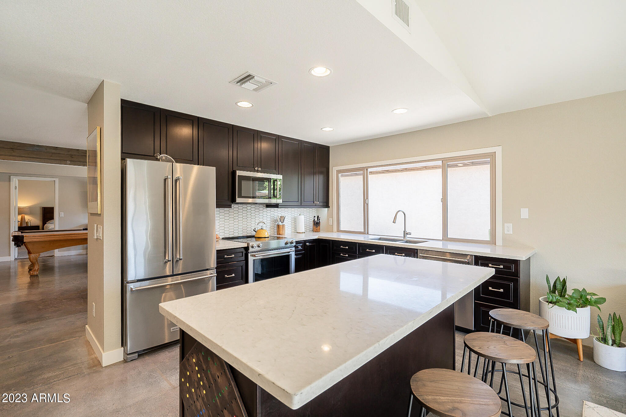 7044 N Via de Paesia --