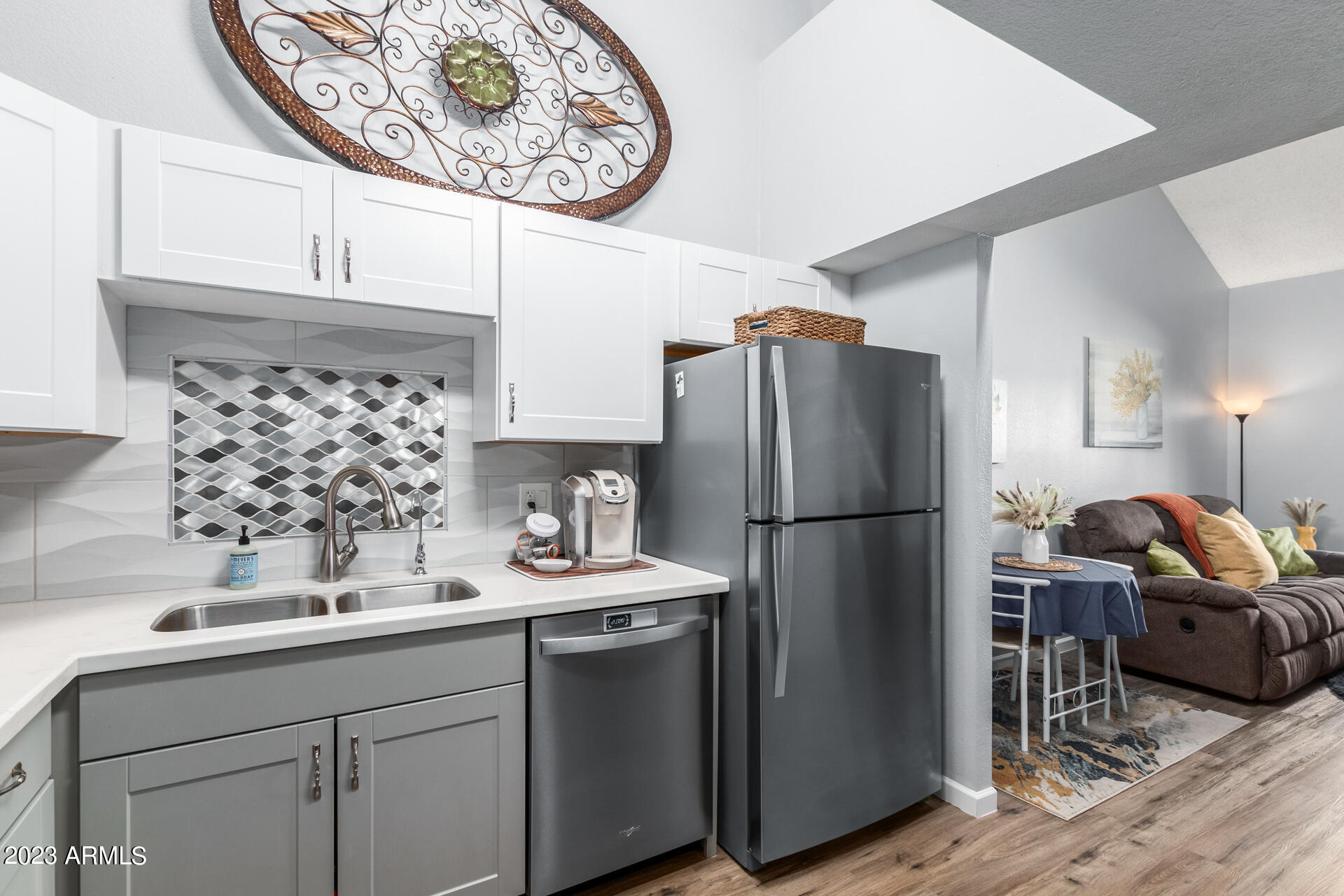 1432 W EMERALD Avenue # 635