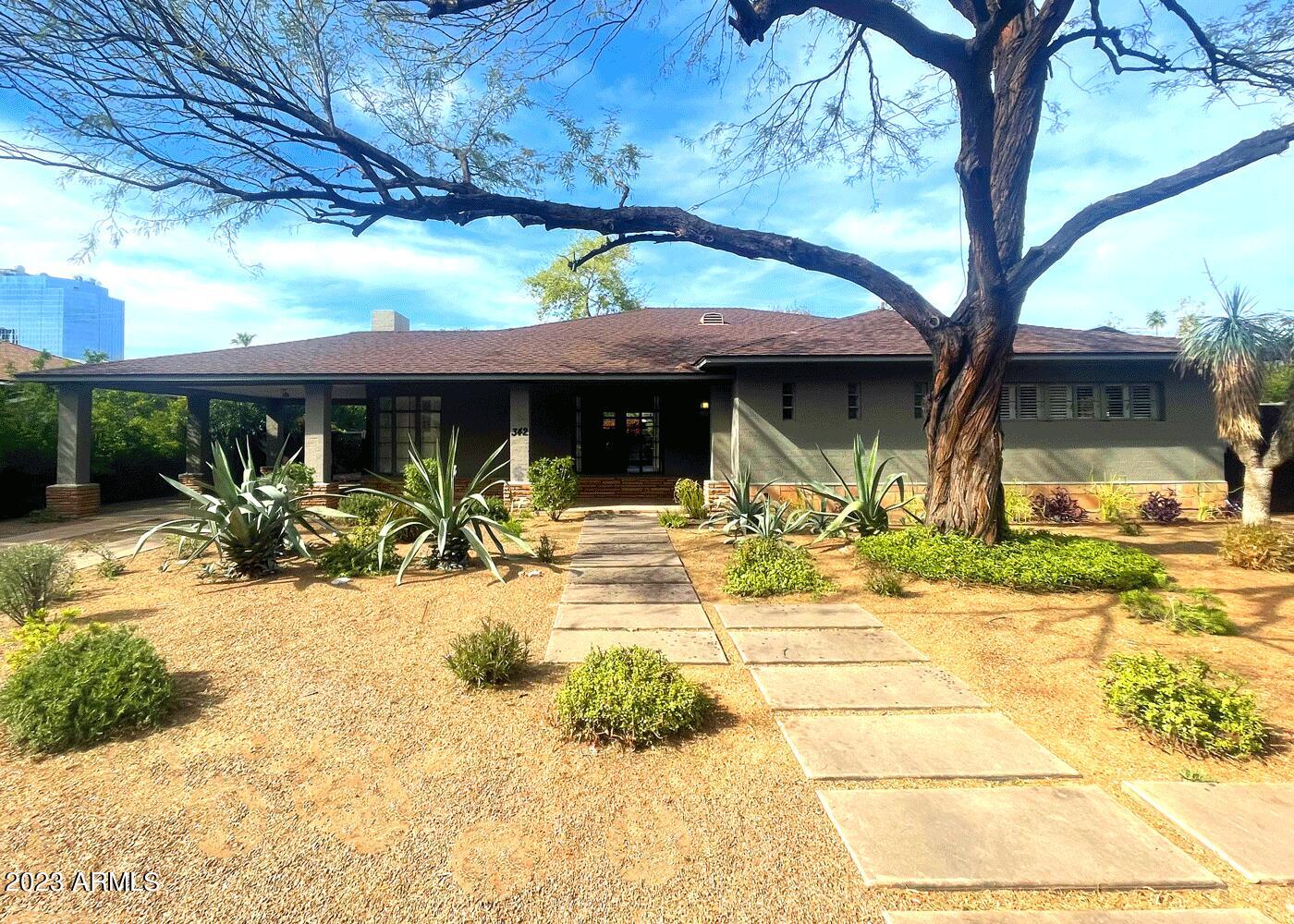 342 E VERDE Lane