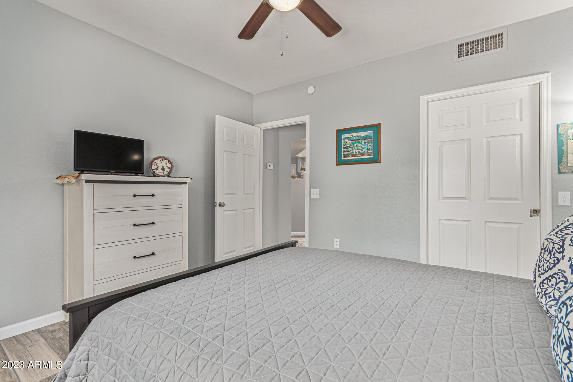10410 N CAVE CREEK Road # 1112