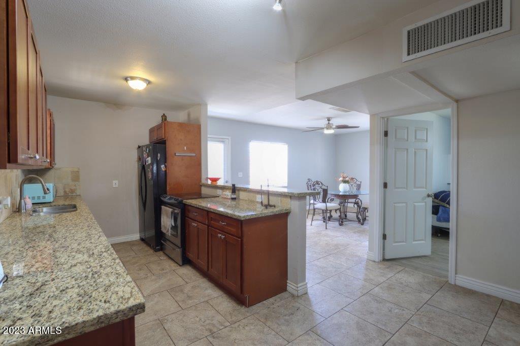 370 W MARTIN Road