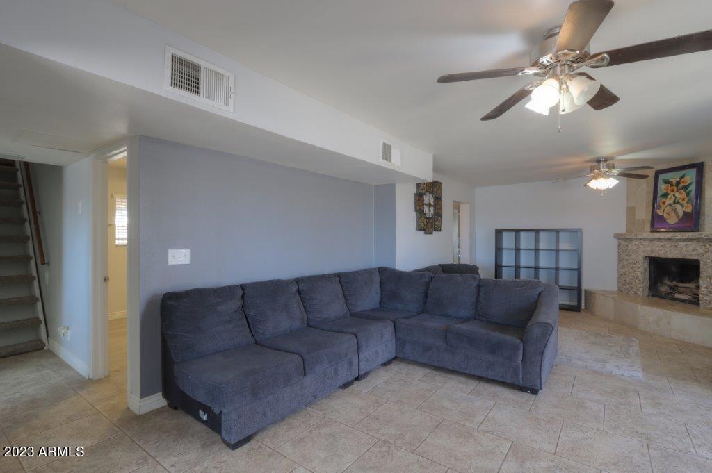 370 W MARTIN Road