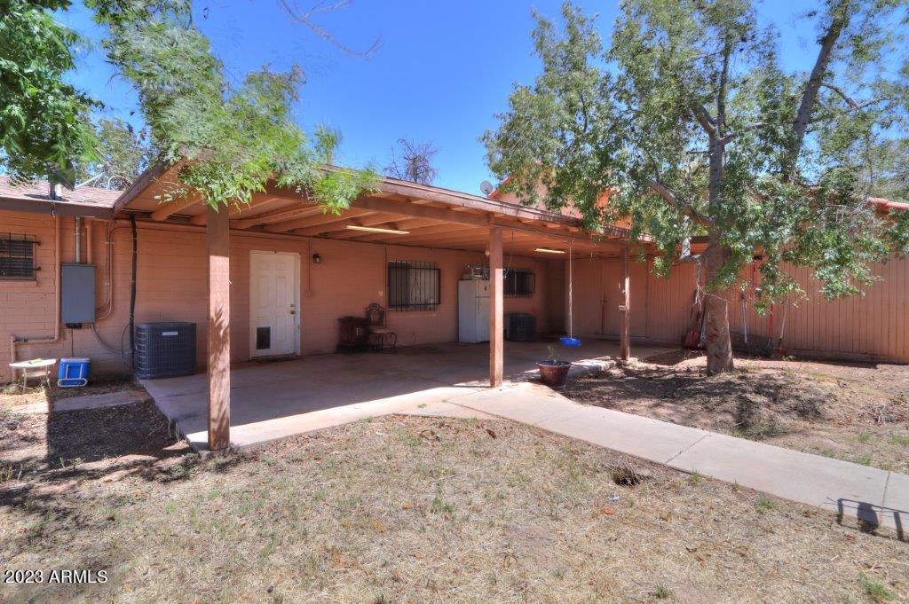 370 W MARTIN Road