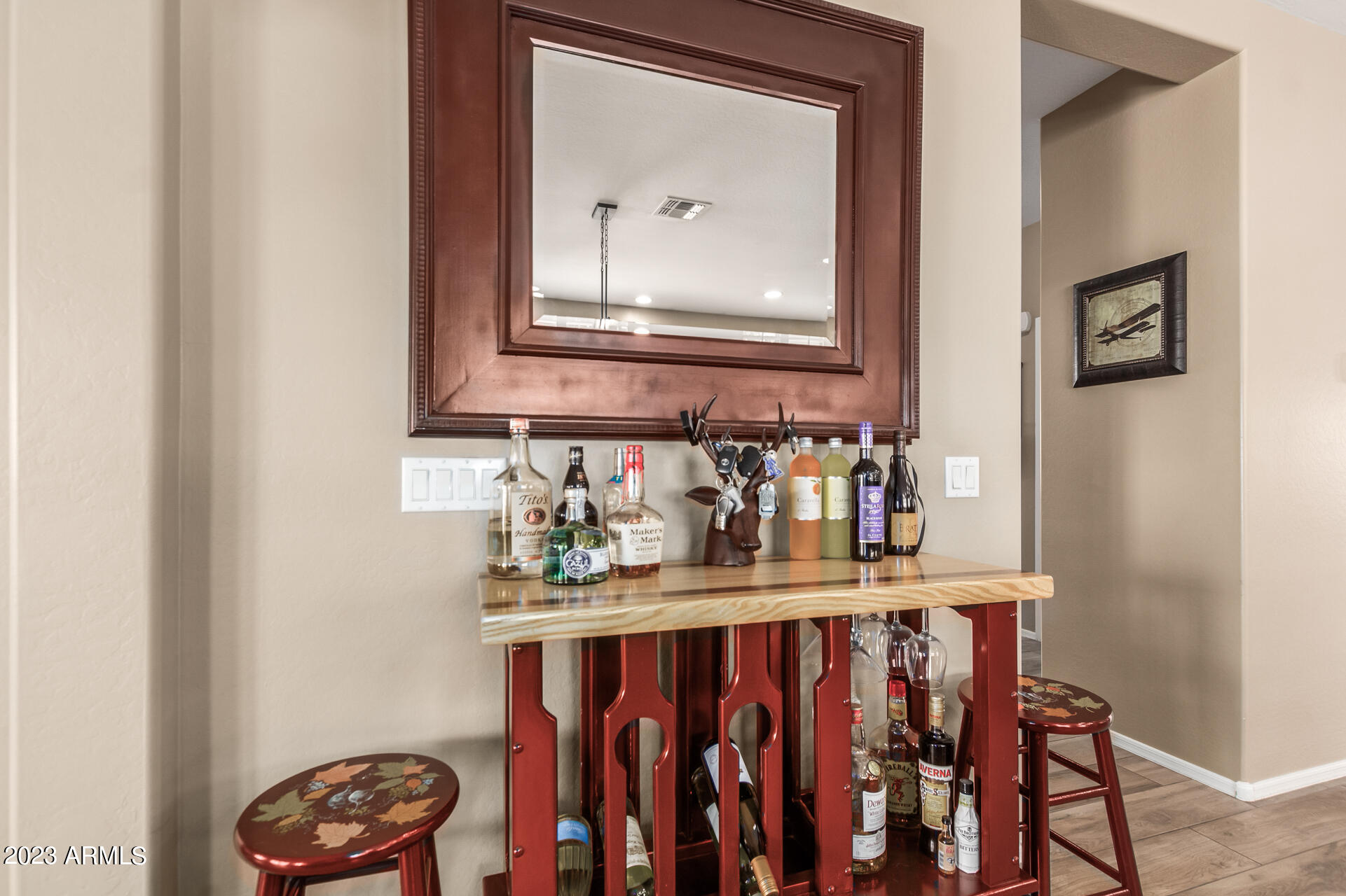 2702 W WILLIAM Lane