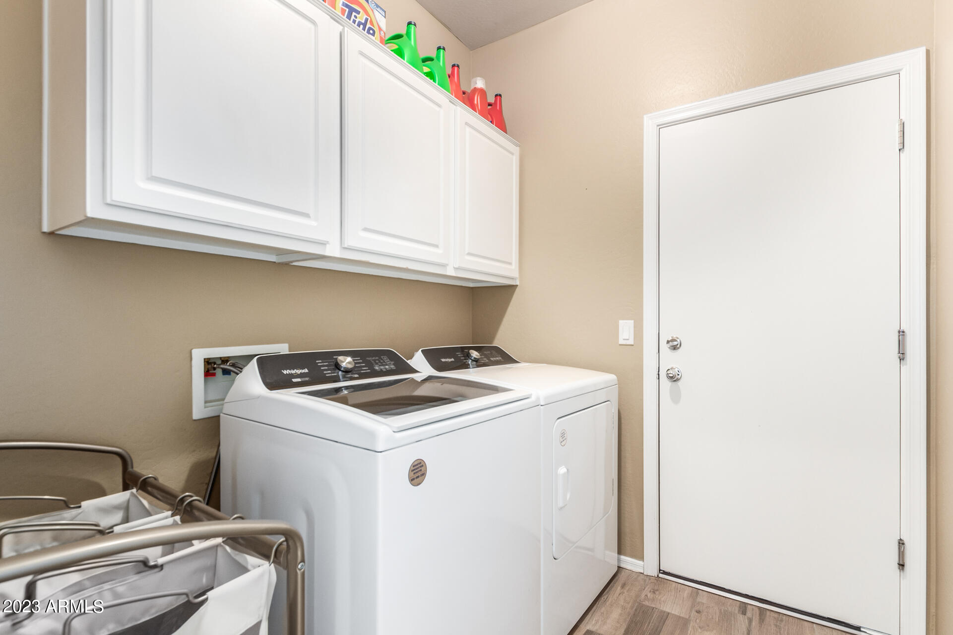 2702 W WILLIAM Lane