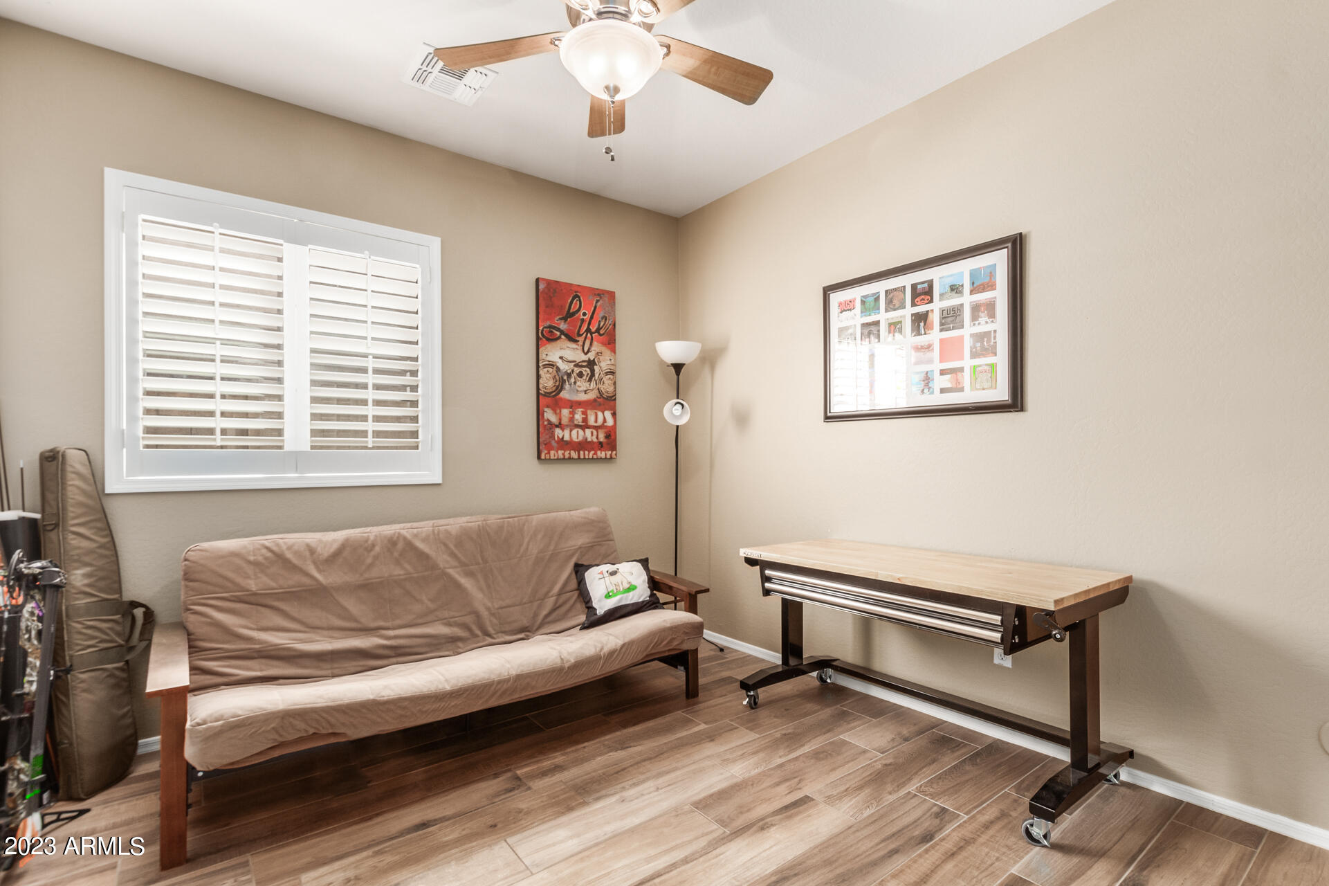 2702 W WILLIAM Lane