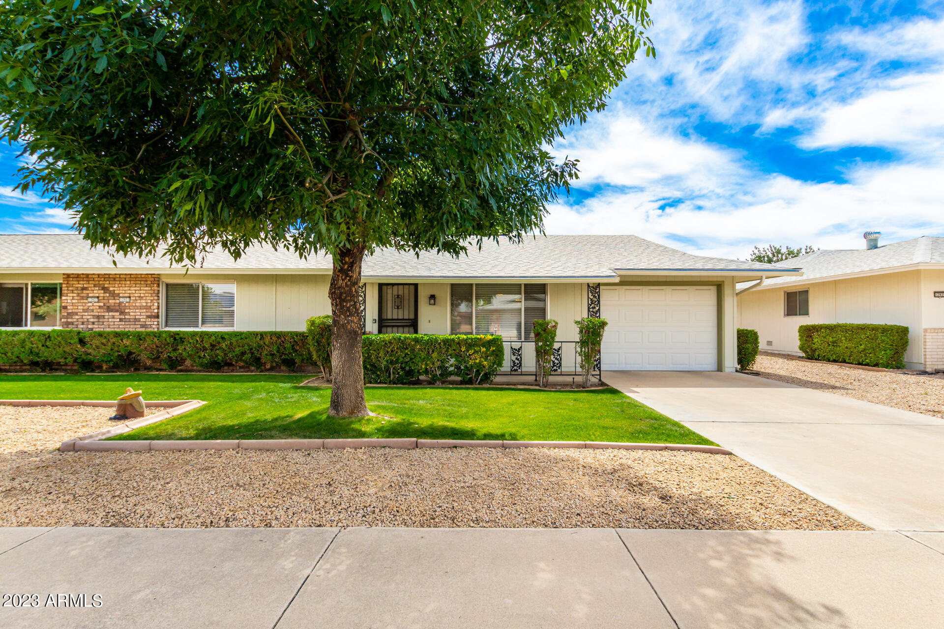 12931 W PROSPECT Drive
