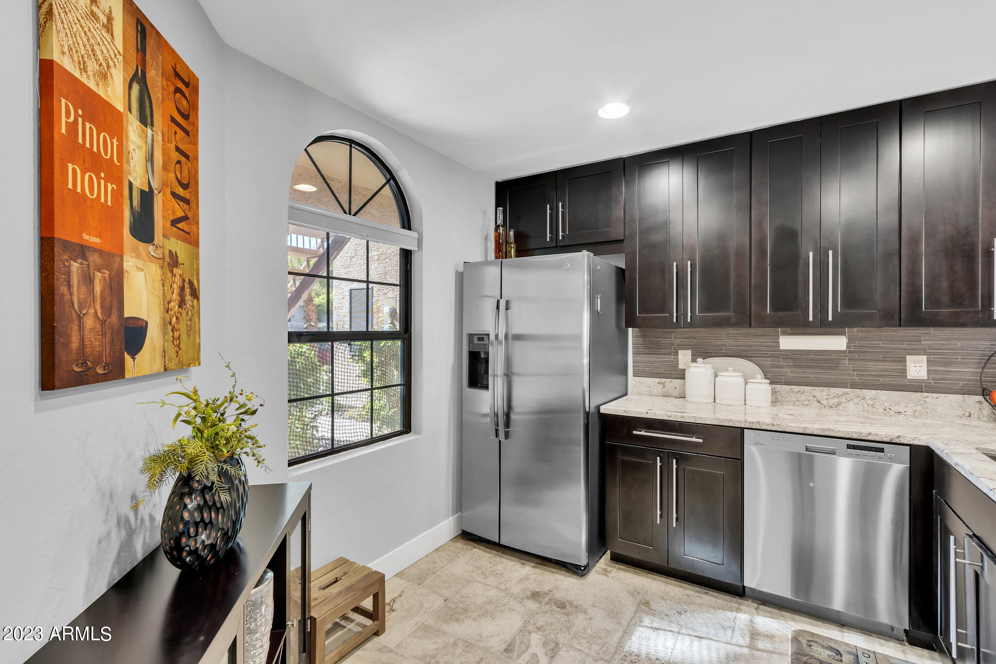 930 N MESA Drive Unit: 1061