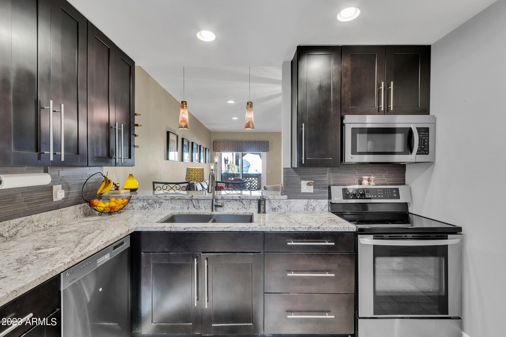 930 N MESA Drive Unit: 1061
