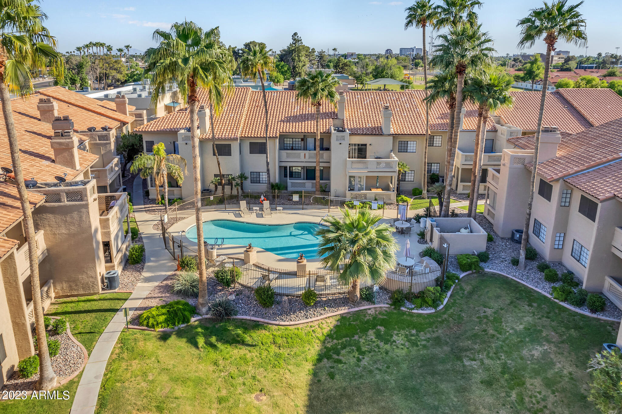 930 N MESA Drive Unit: 1061
