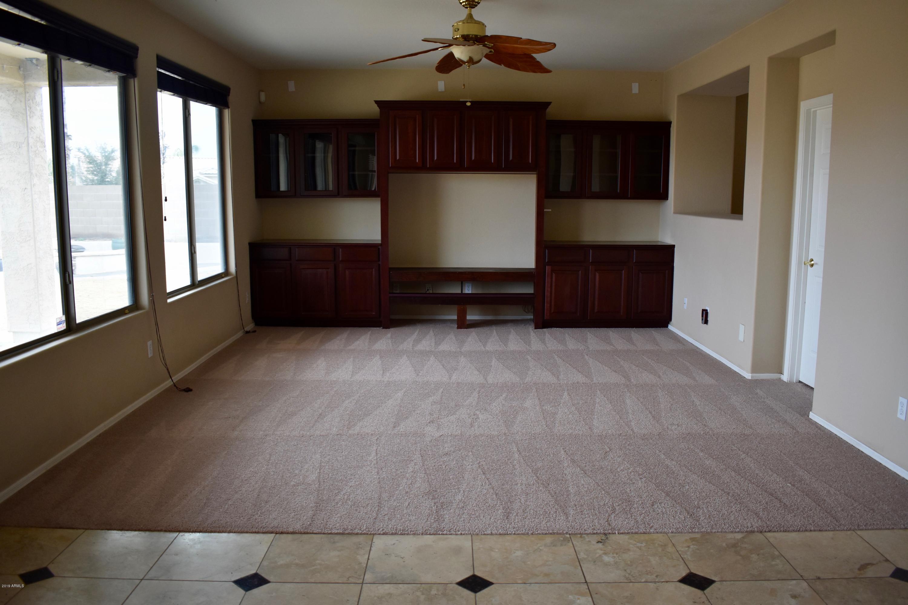 1636 N WILBUR --