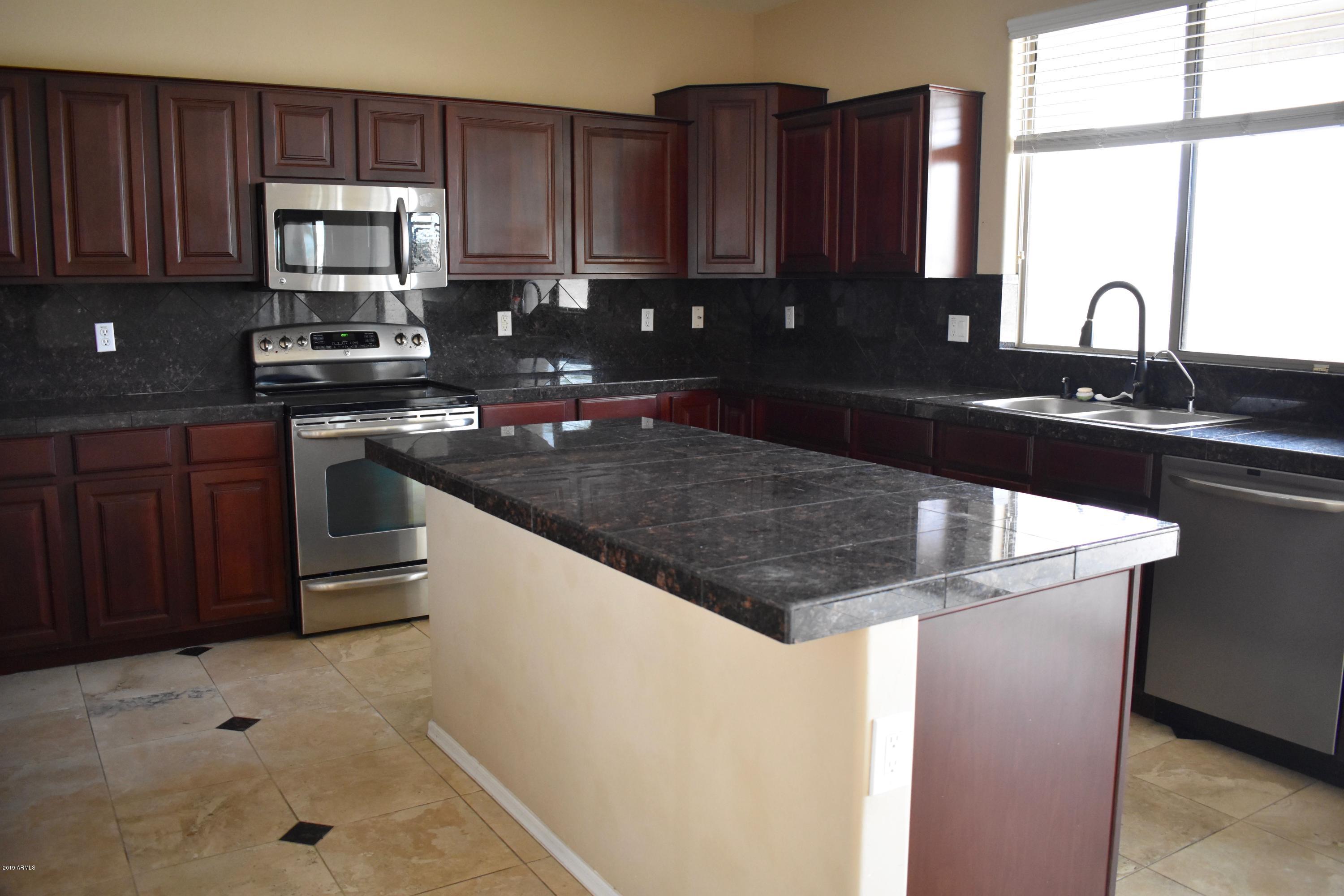 1636 N WILBUR --