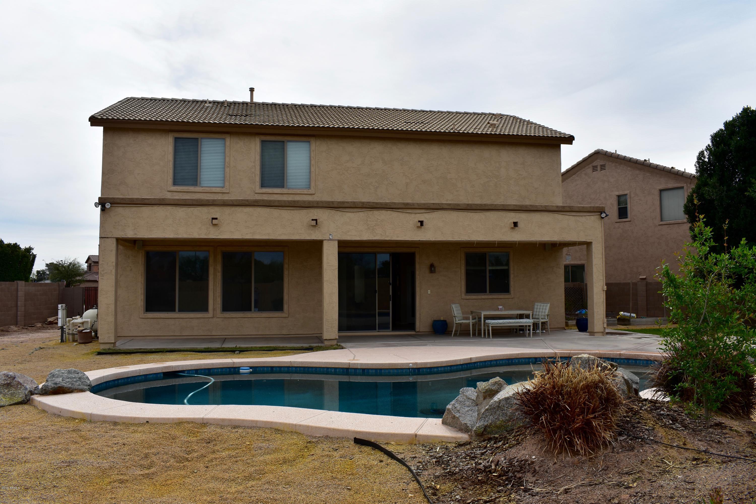 1636 N WILBUR --
