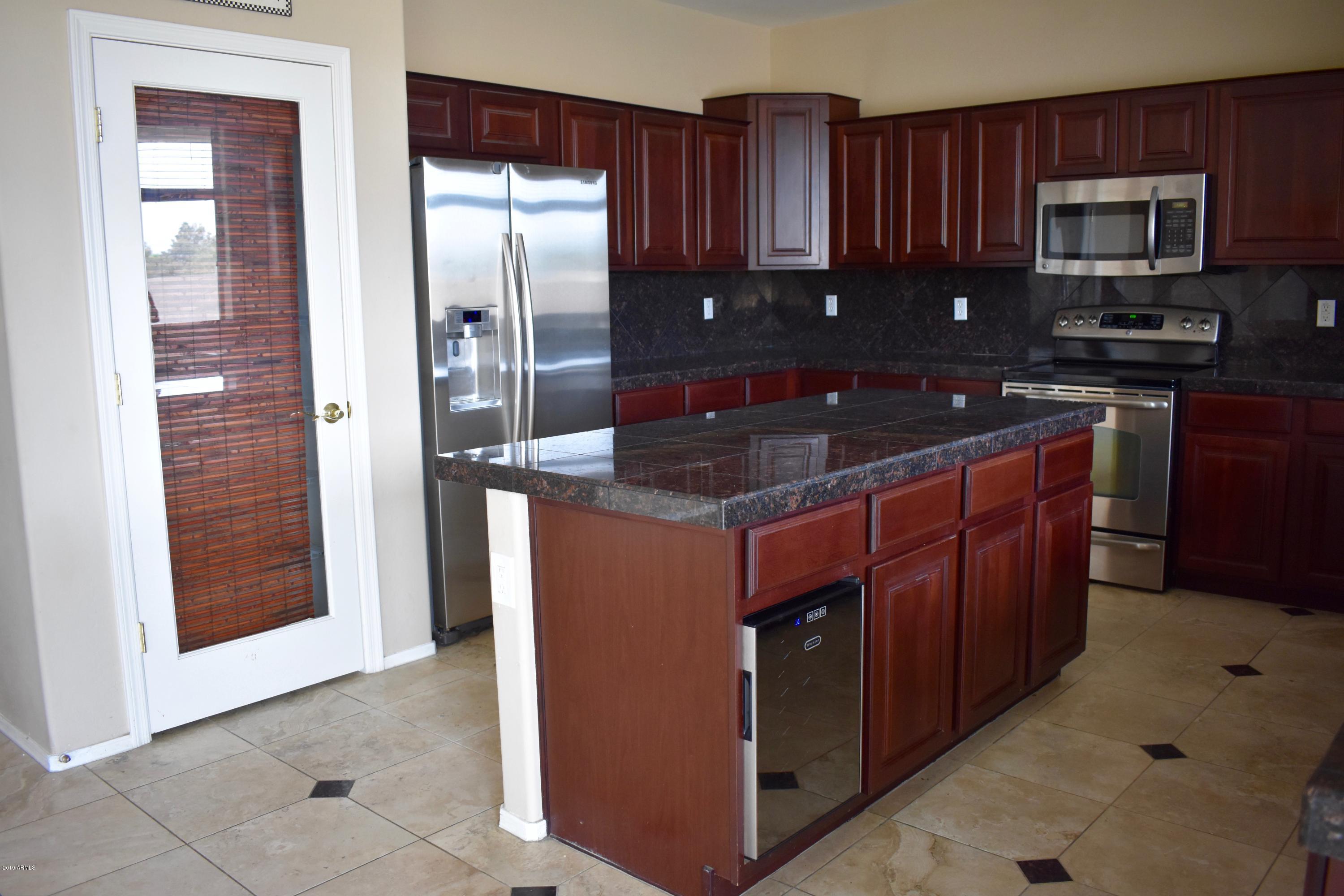 1636 N WILBUR --