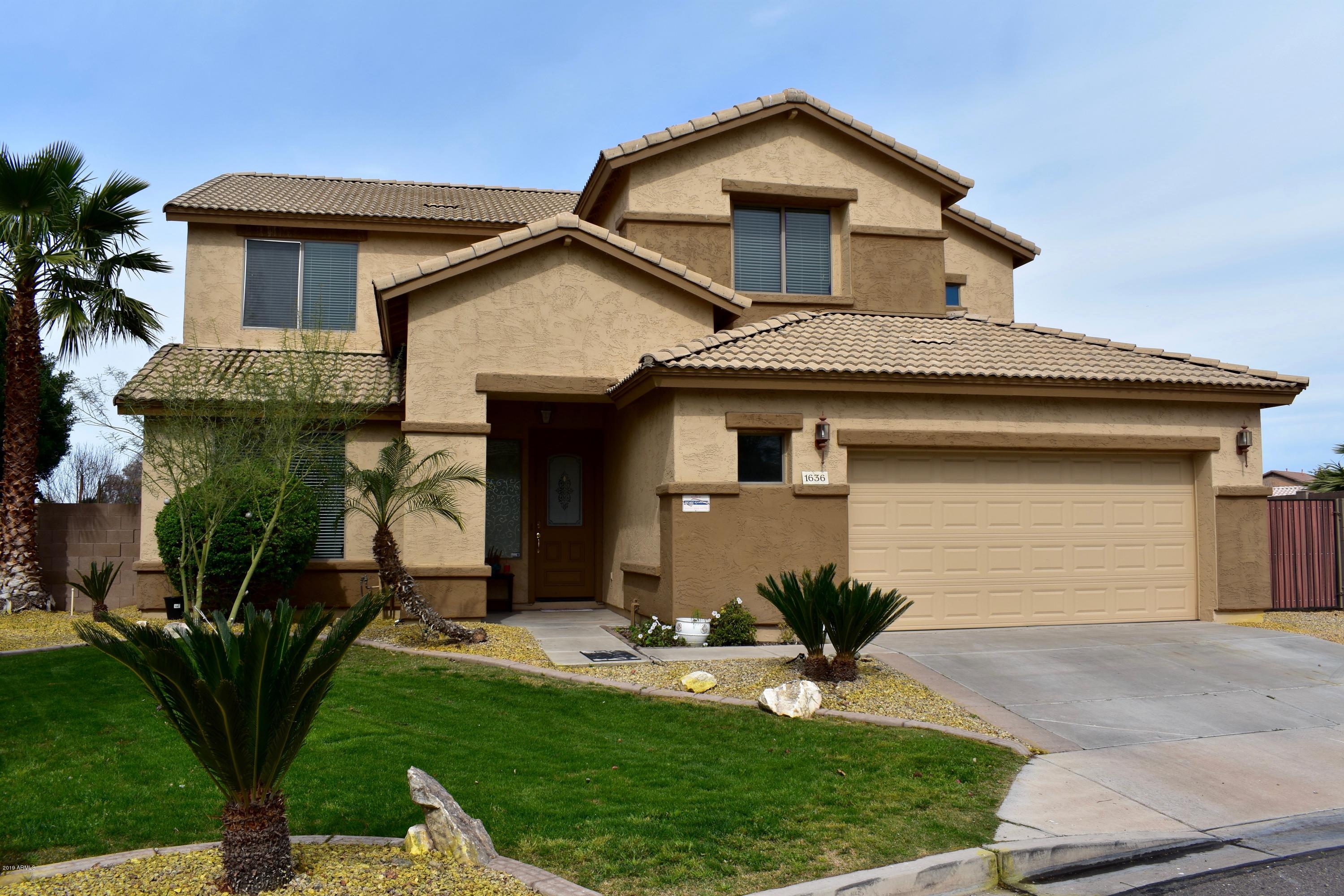 1636 N WILBUR --