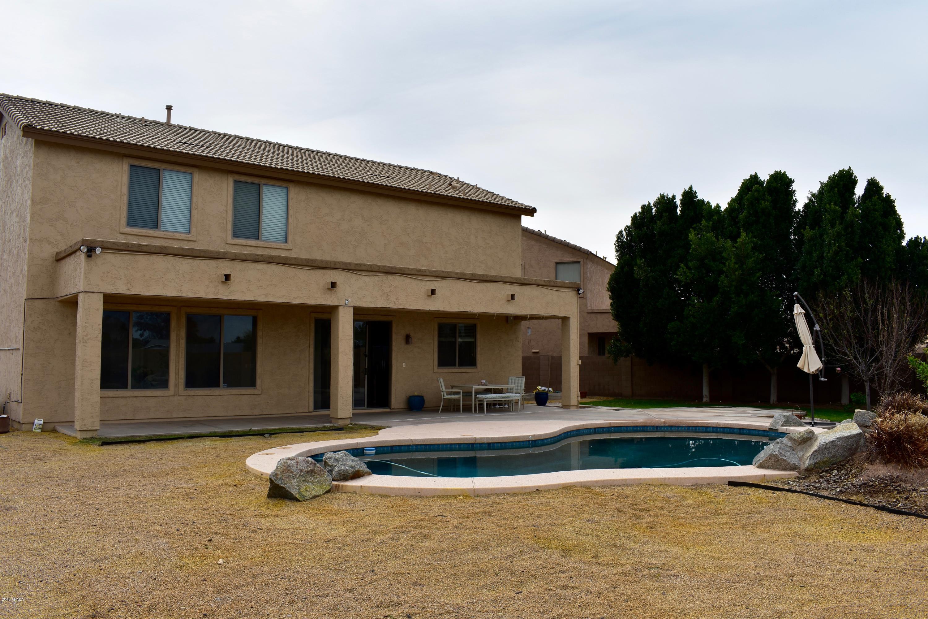 1636 N WILBUR --