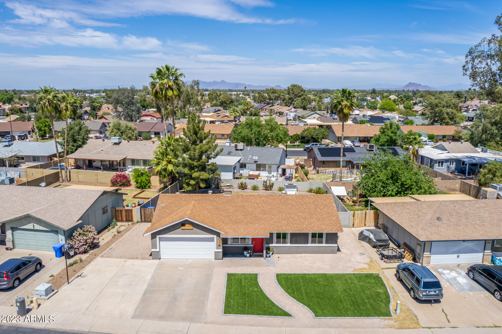 308 E MERRILL Avenue