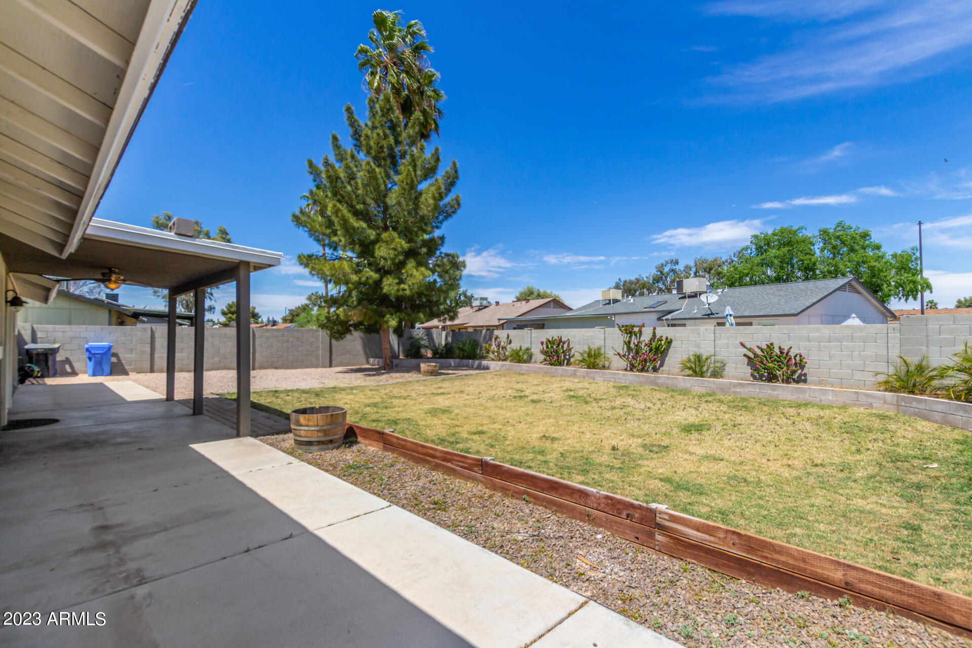 308 E MERRILL Avenue