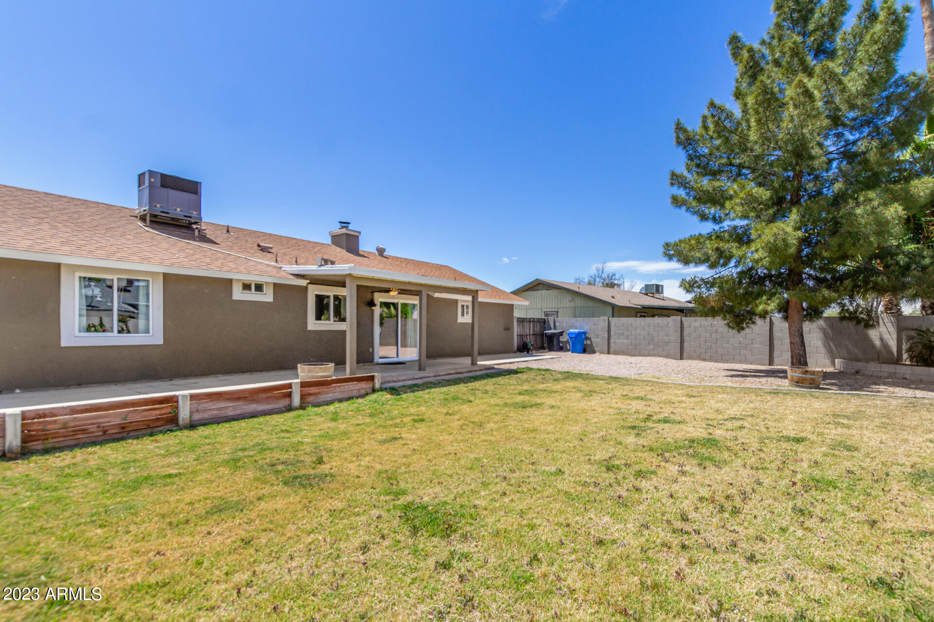 308 E MERRILL Avenue