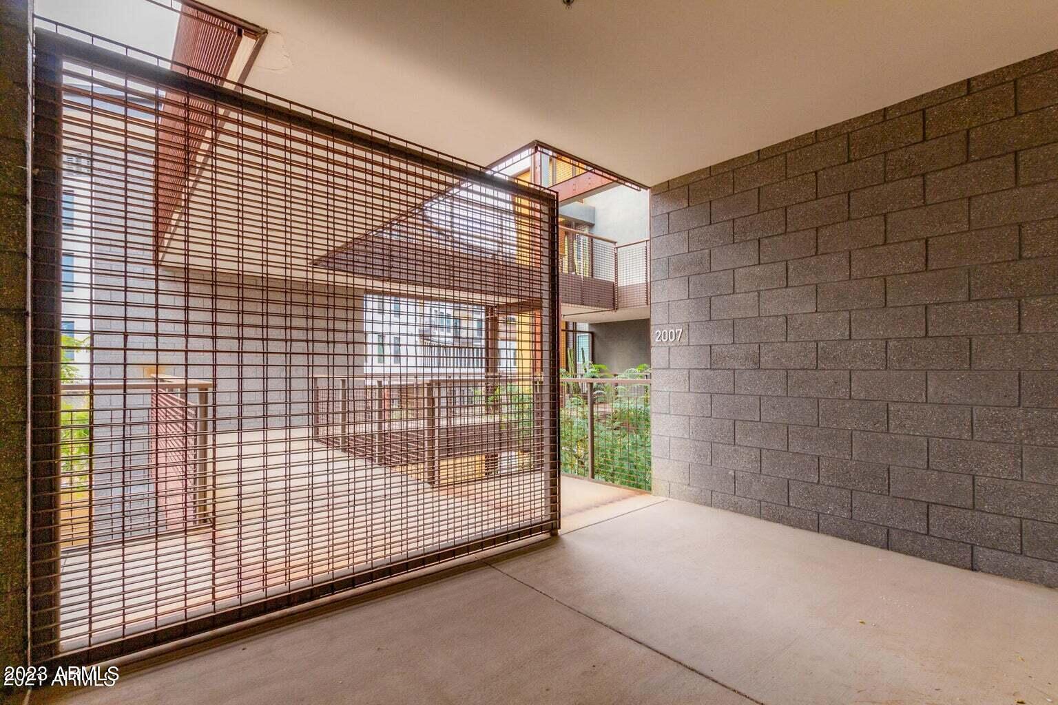 4737 N SCOTTSDALE Road Unit: 2007