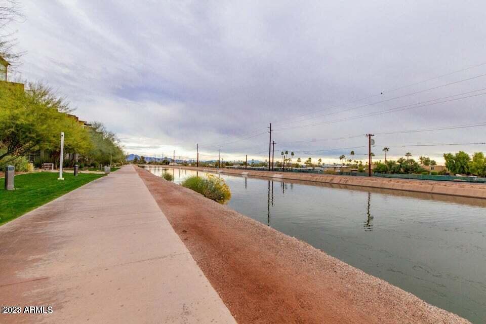 4737 N SCOTTSDALE Road Unit: 2007