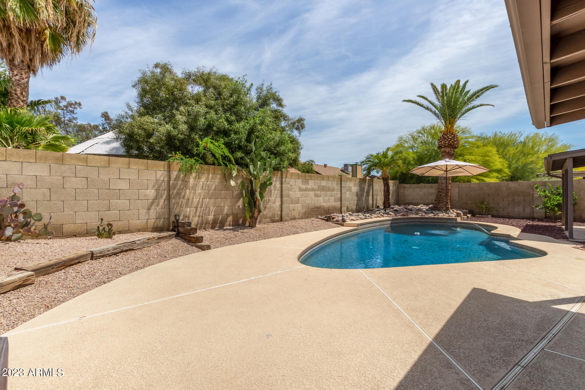 3658 W CINDY Street