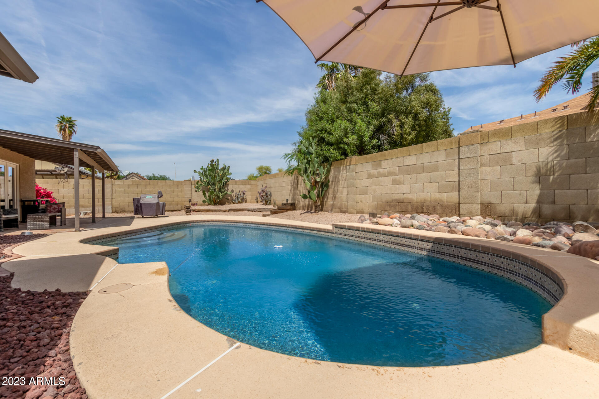 3658 W CINDY Street