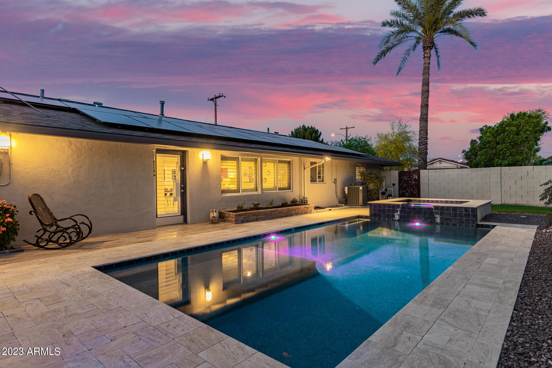 1625 E BERRIDGE Lane