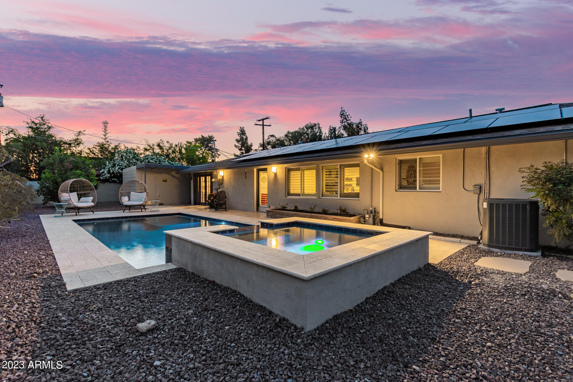 1625 E BERRIDGE Lane