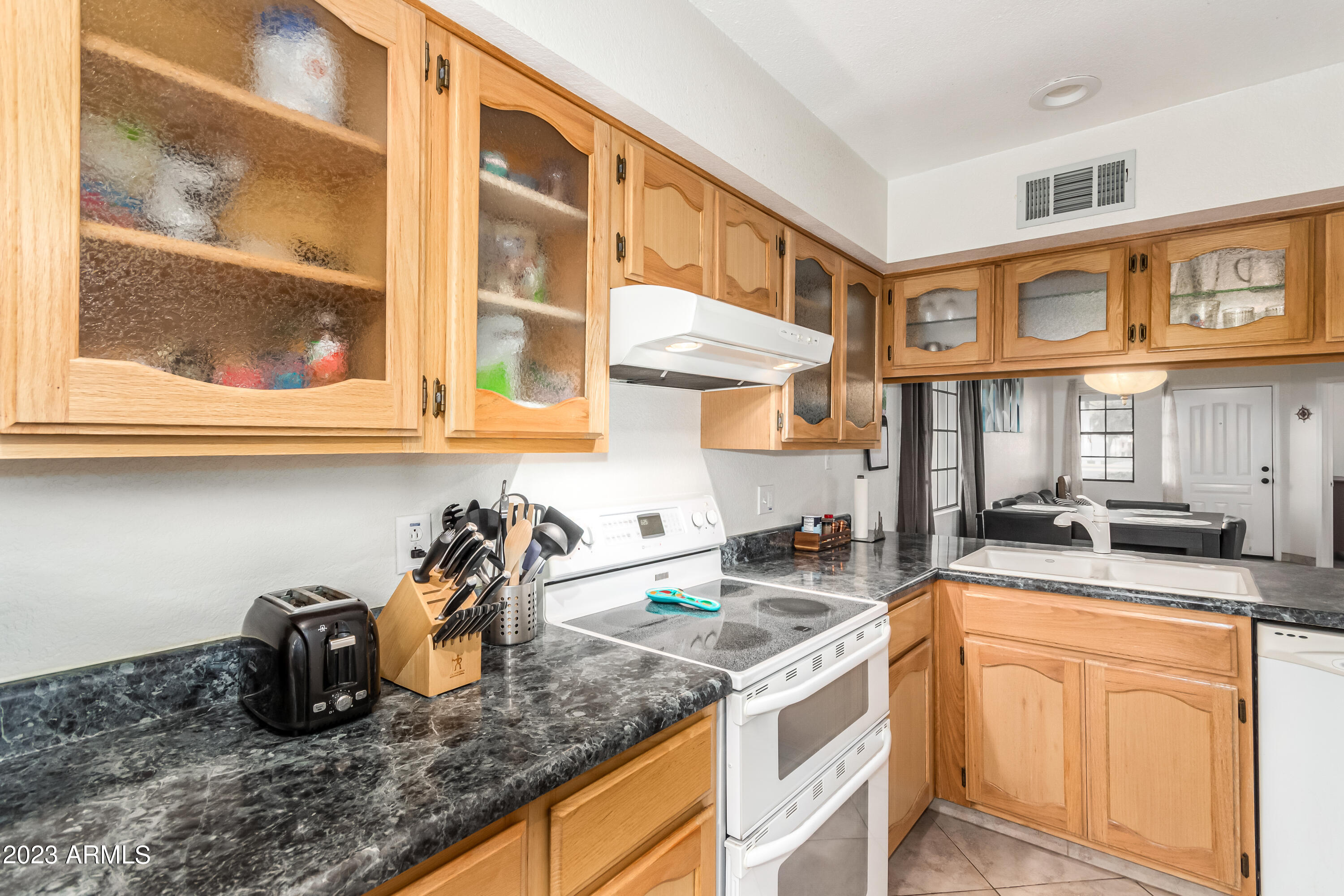 170 E GUADALUPE Road # 96