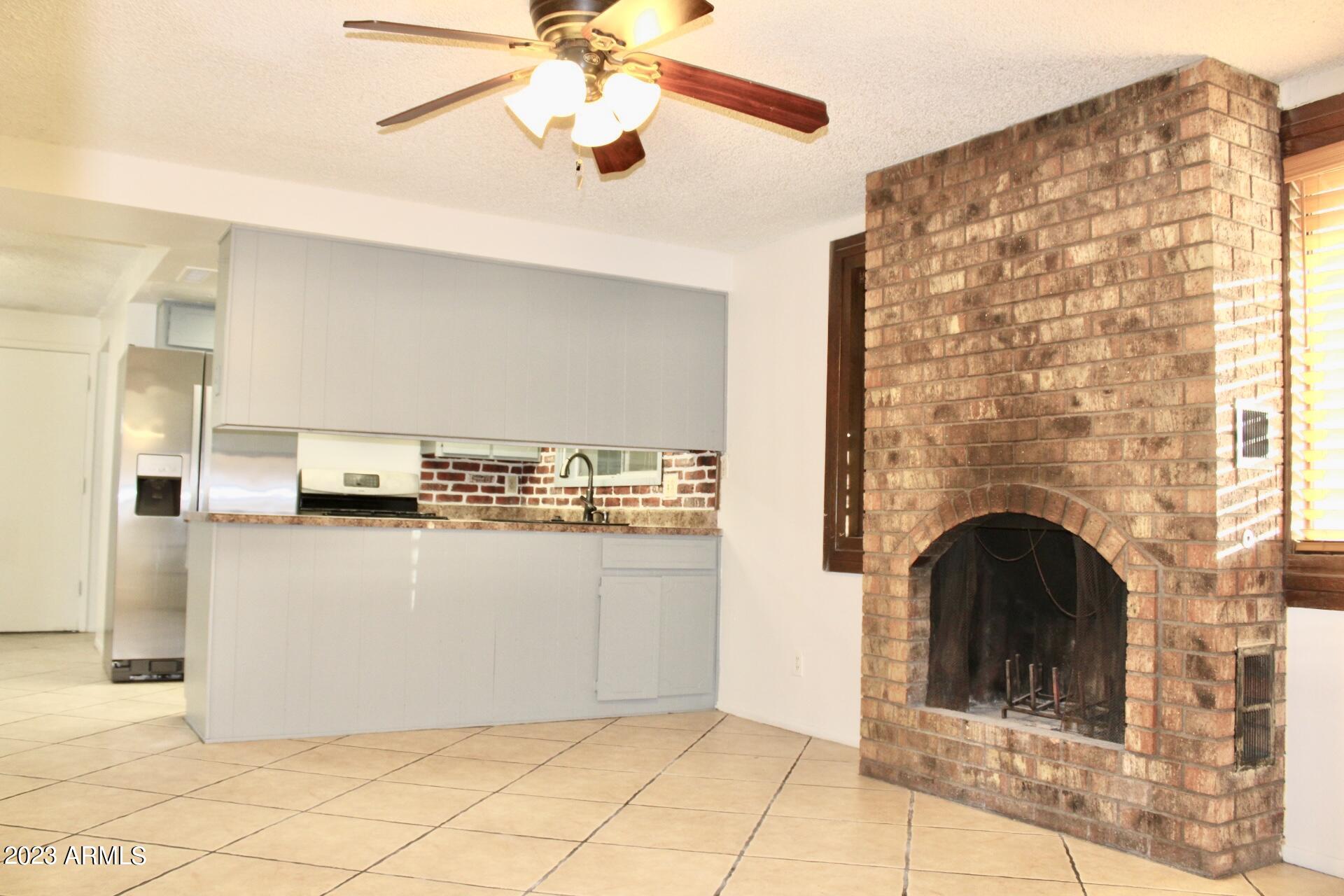 3836 W Royal Palm Road