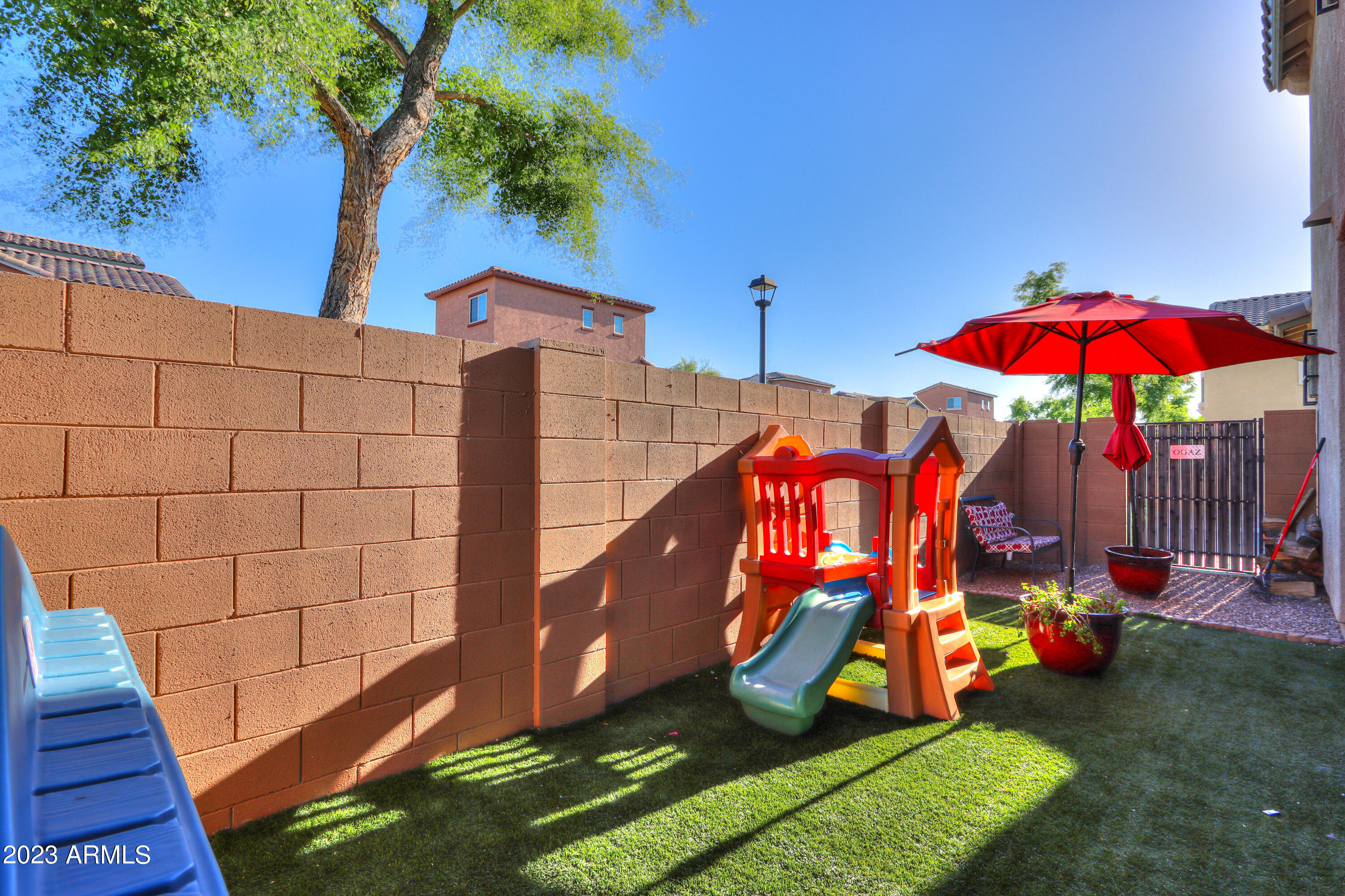 2132 N 77TH Drive
