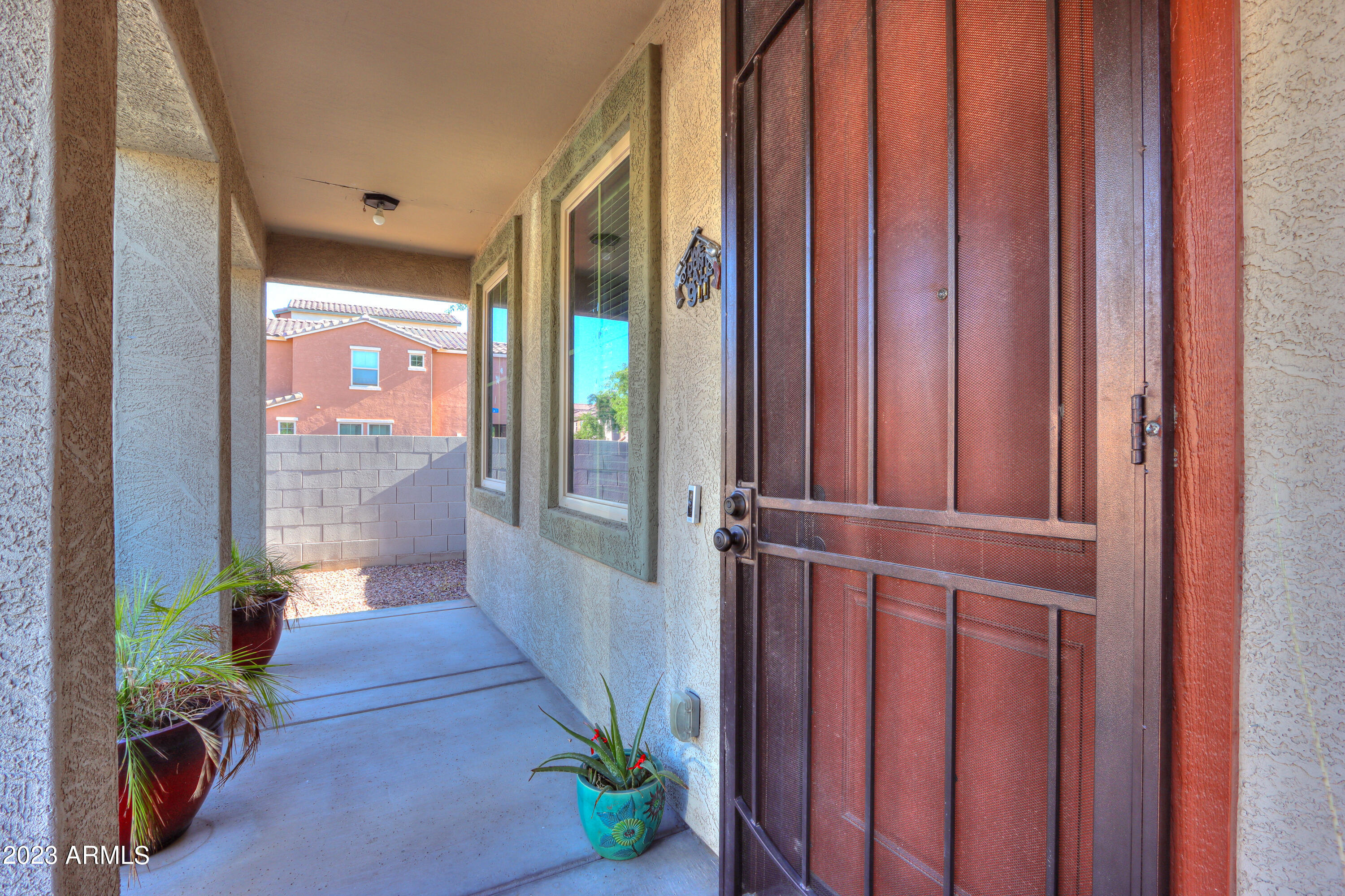 2132 N 77TH Drive