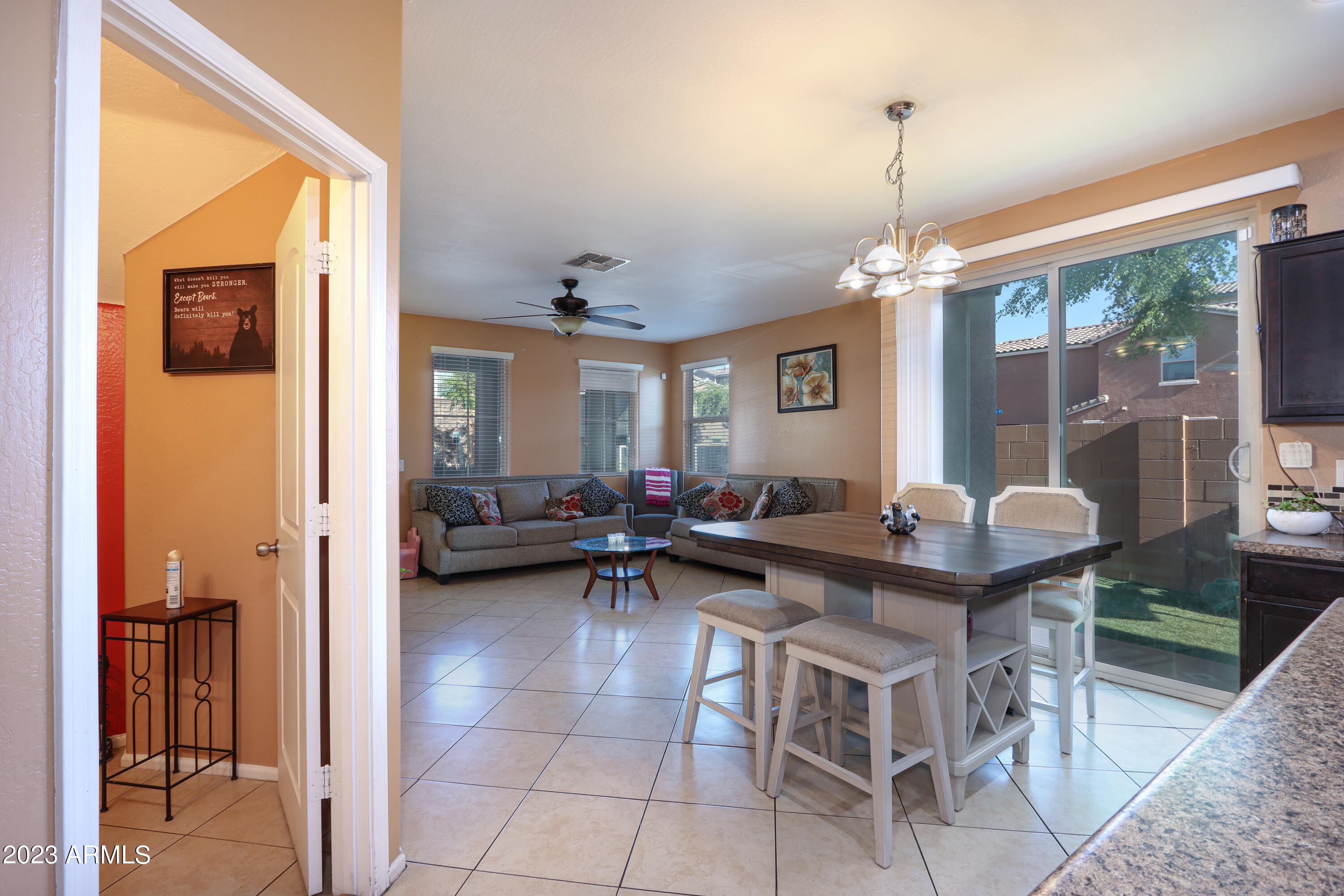 2132 N 77TH Drive
