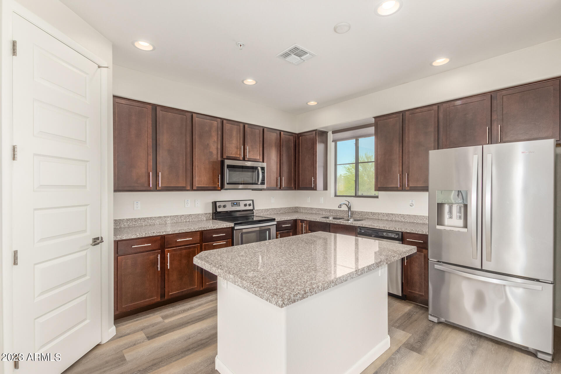 2090 S DORSEY Lane # 1013