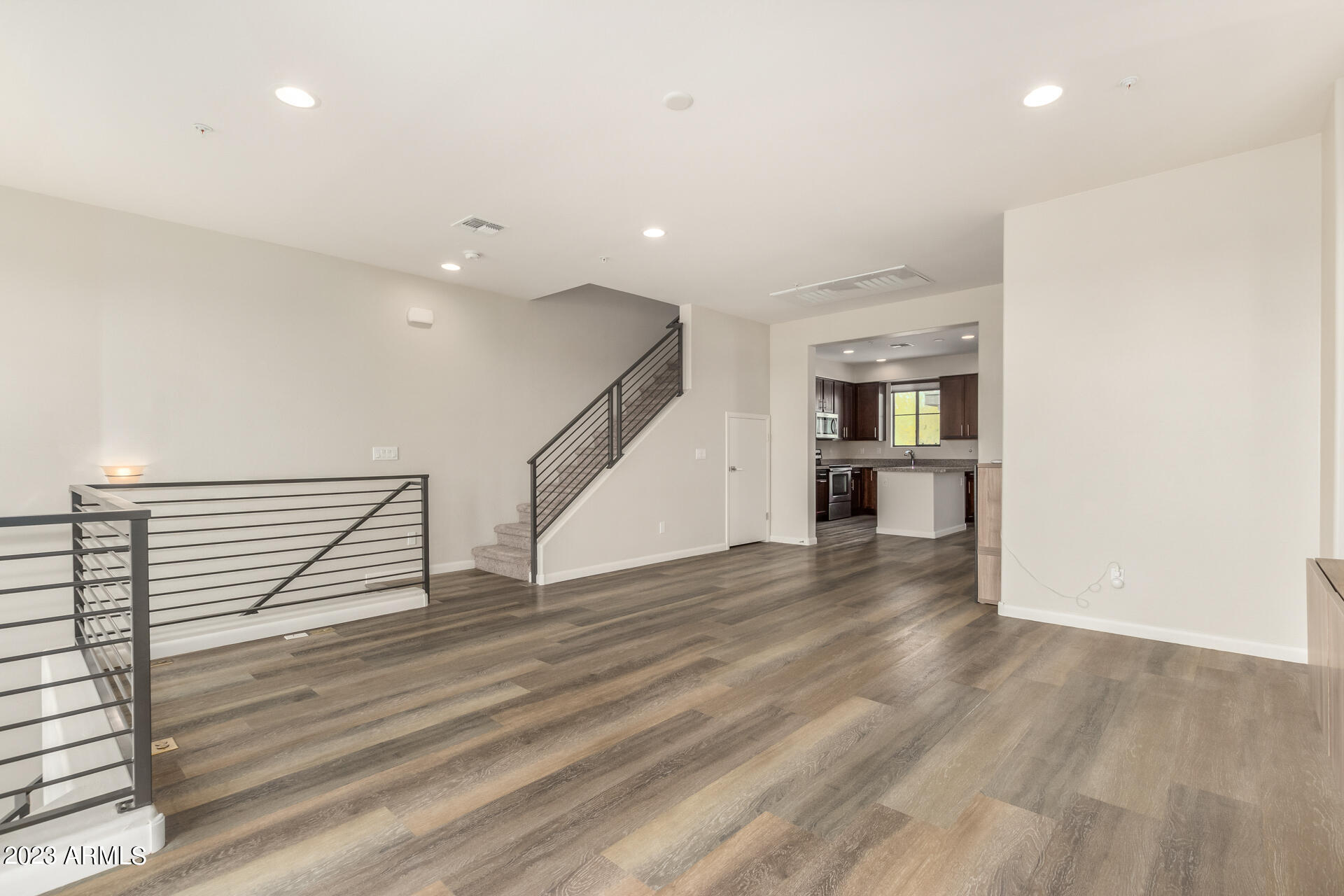 2090 S DORSEY Lane # 1013