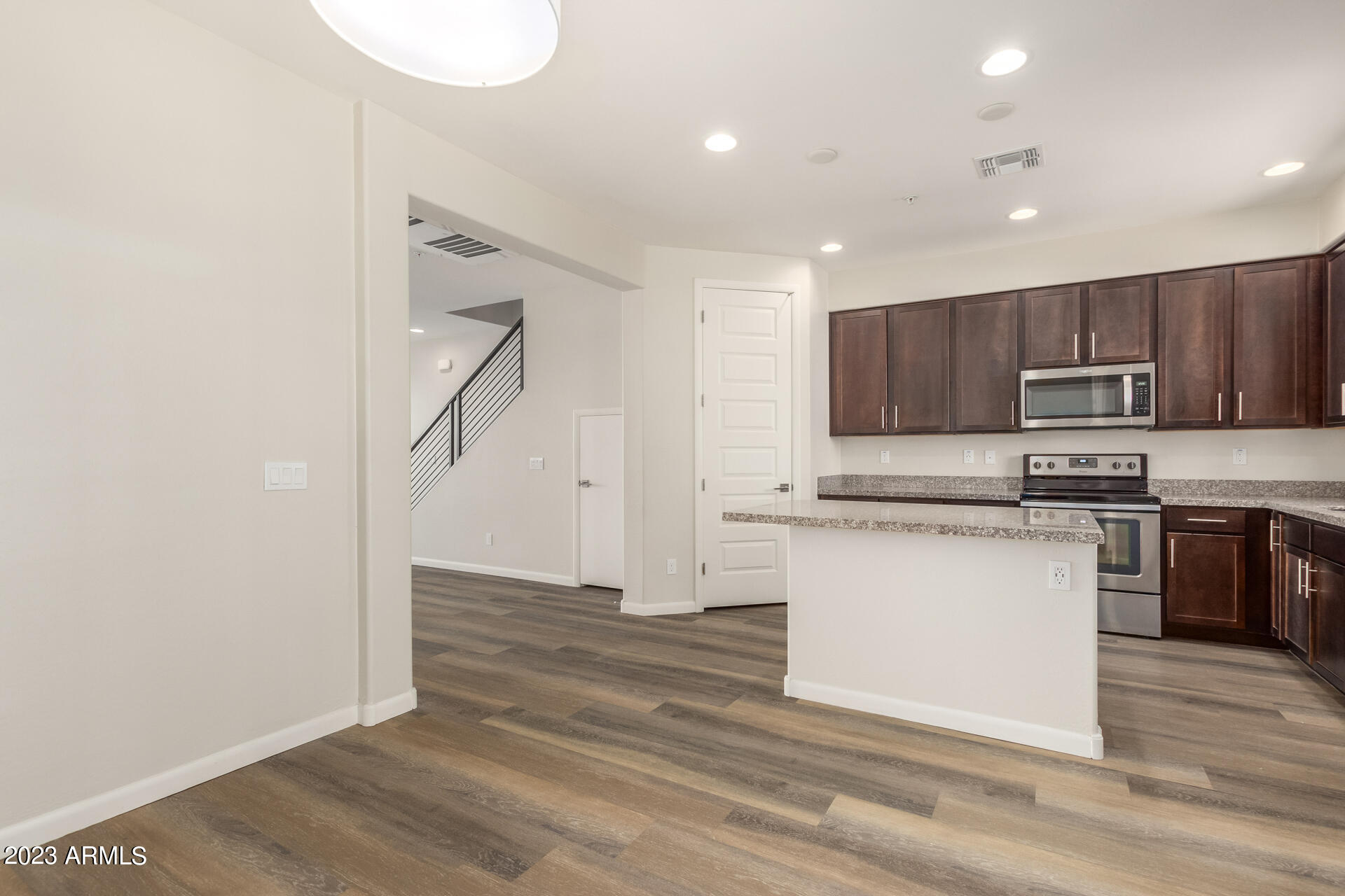 2090 S DORSEY Lane # 1013