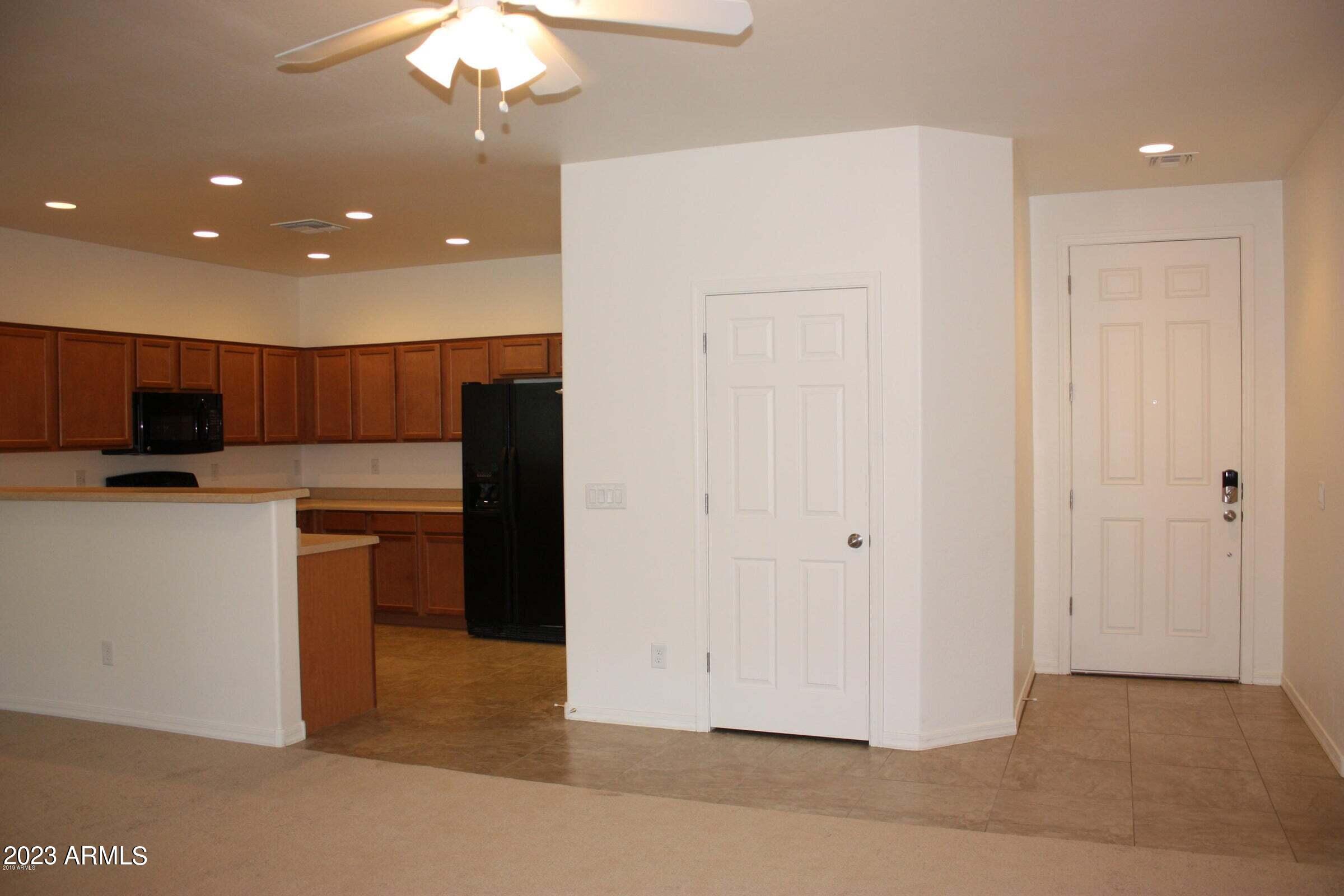 5424 W FETLOCK Trail