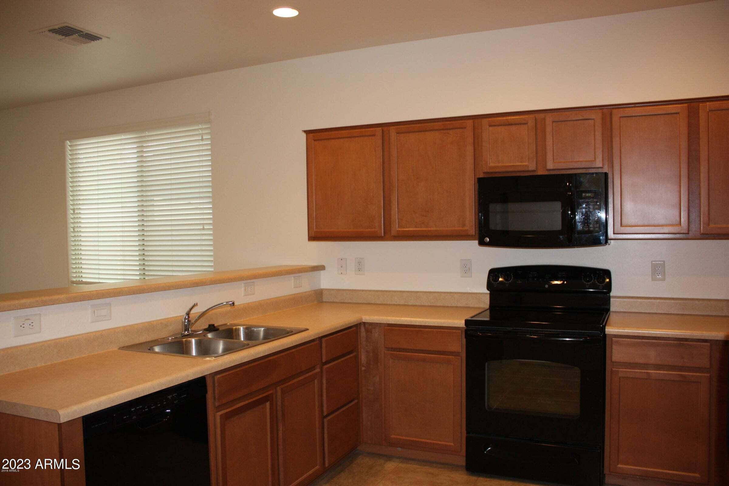 5424 W FETLOCK Trail