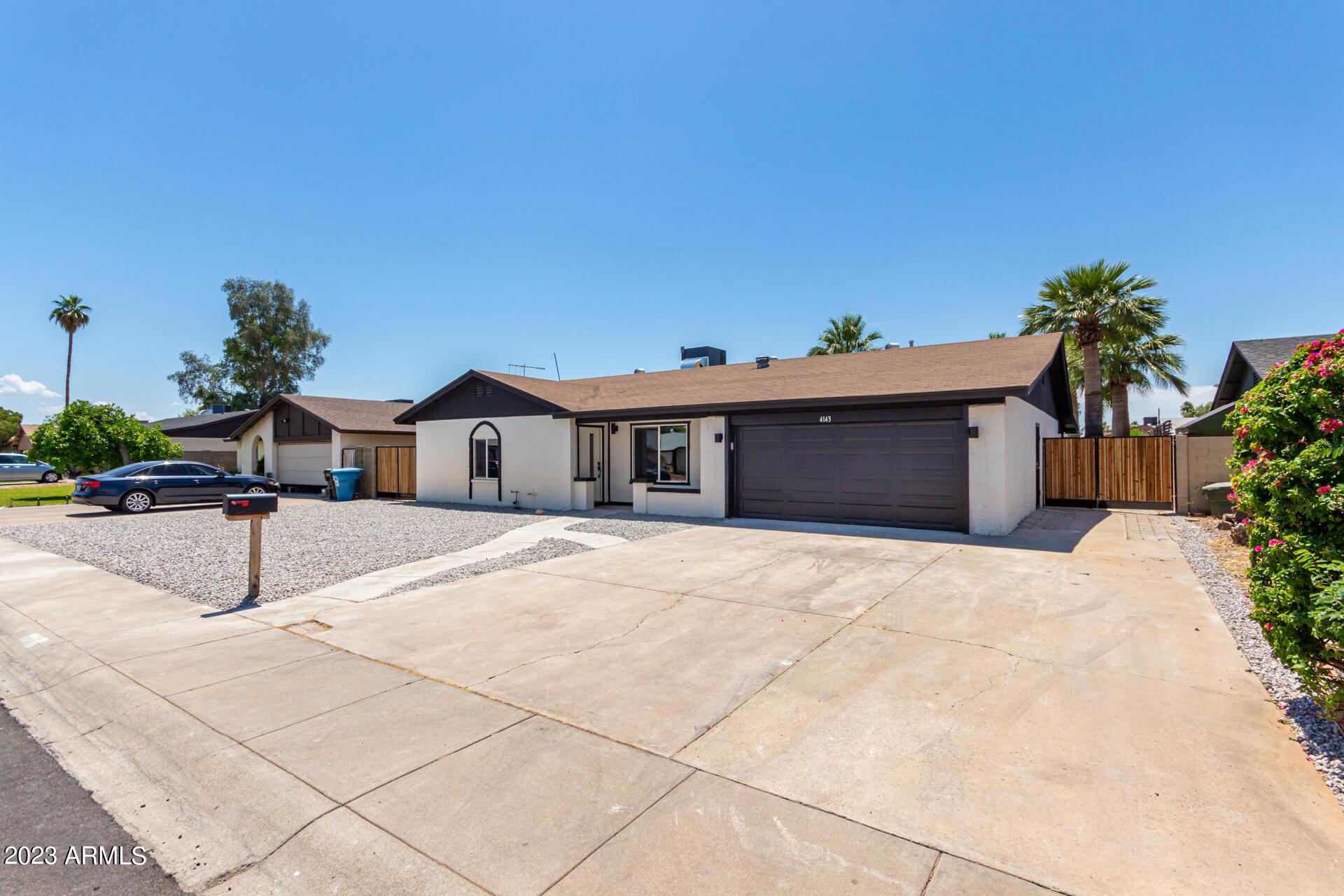 4143 W MESCAL Street