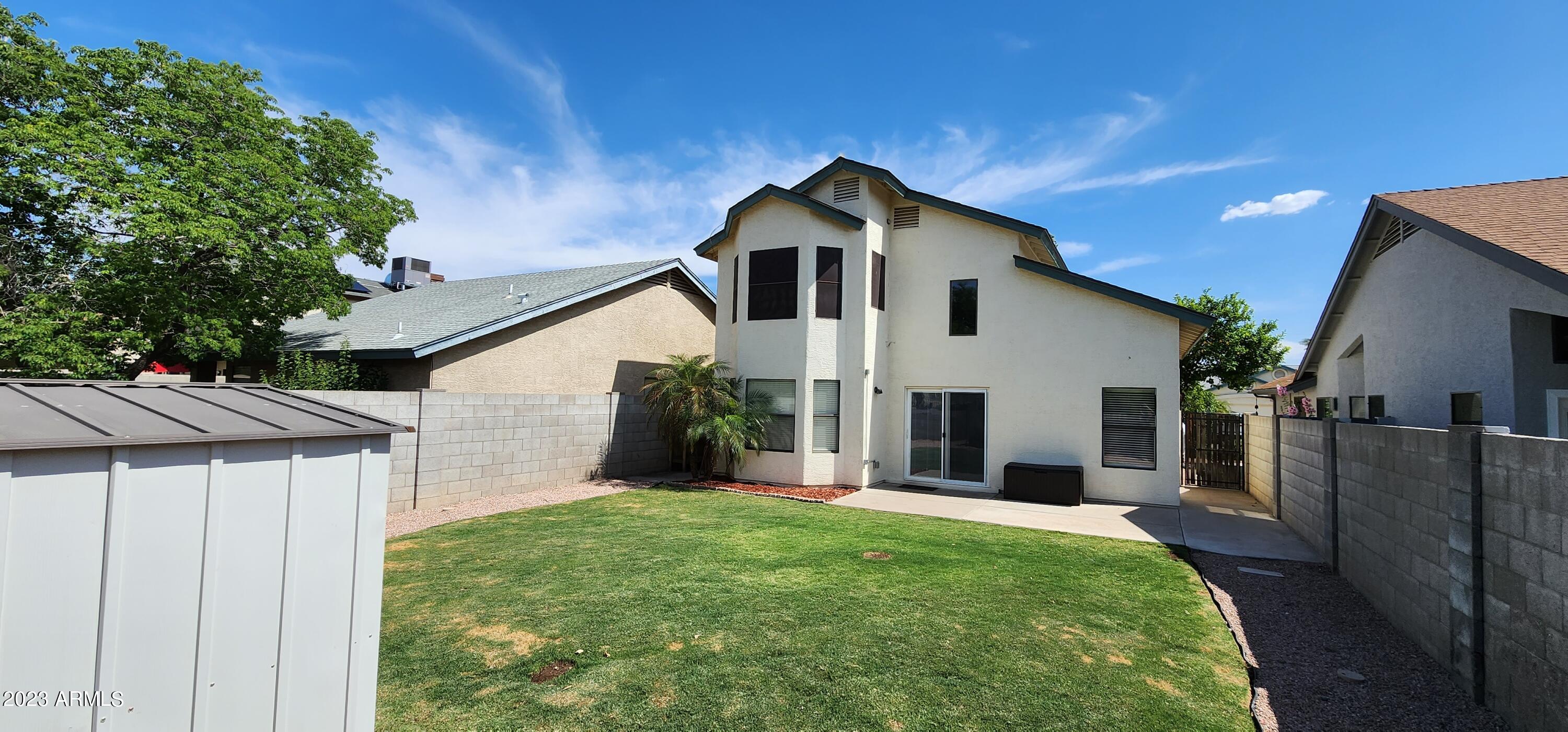 754 E ROSEMONTE Drive