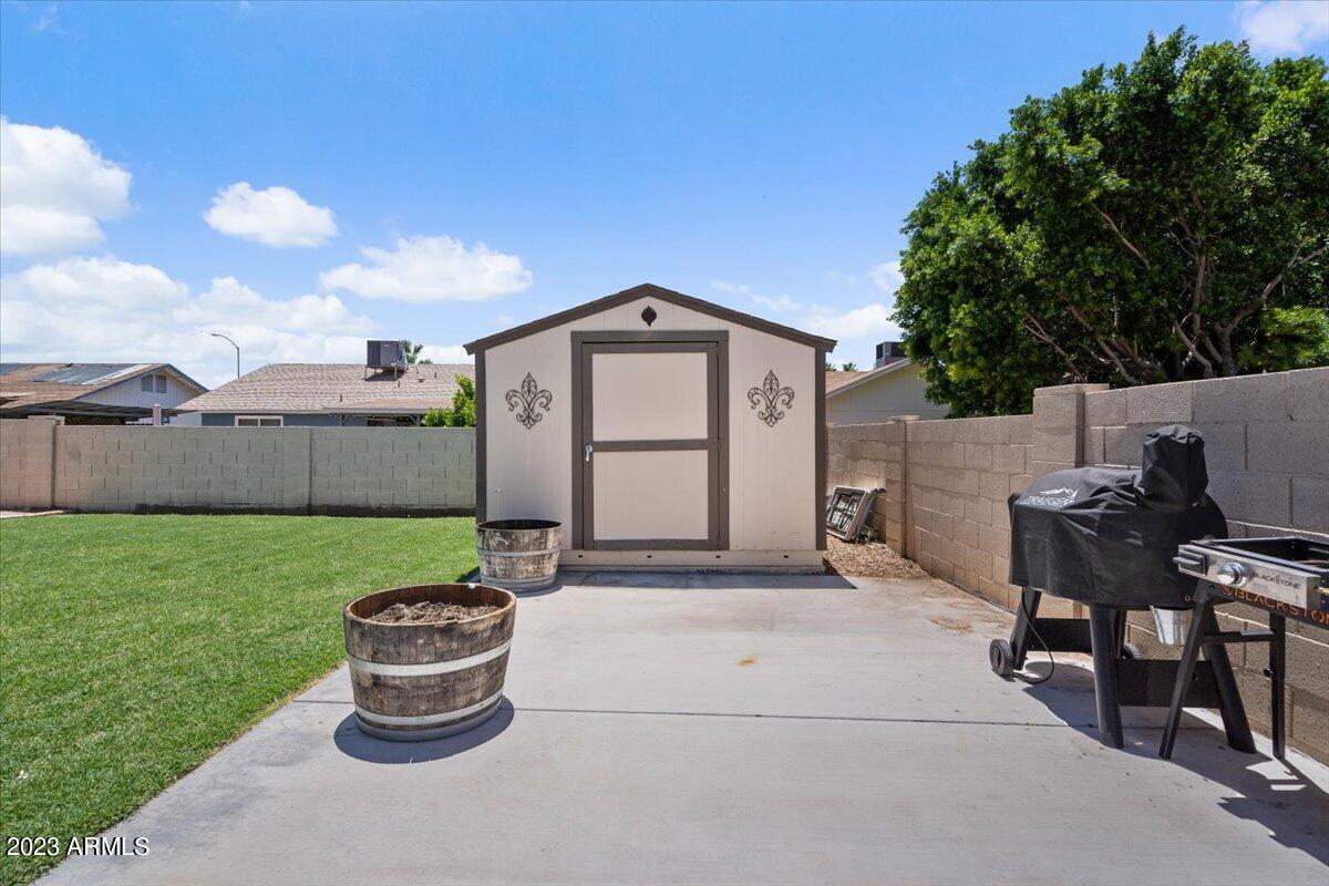 2357 E CALYPSO Avenue