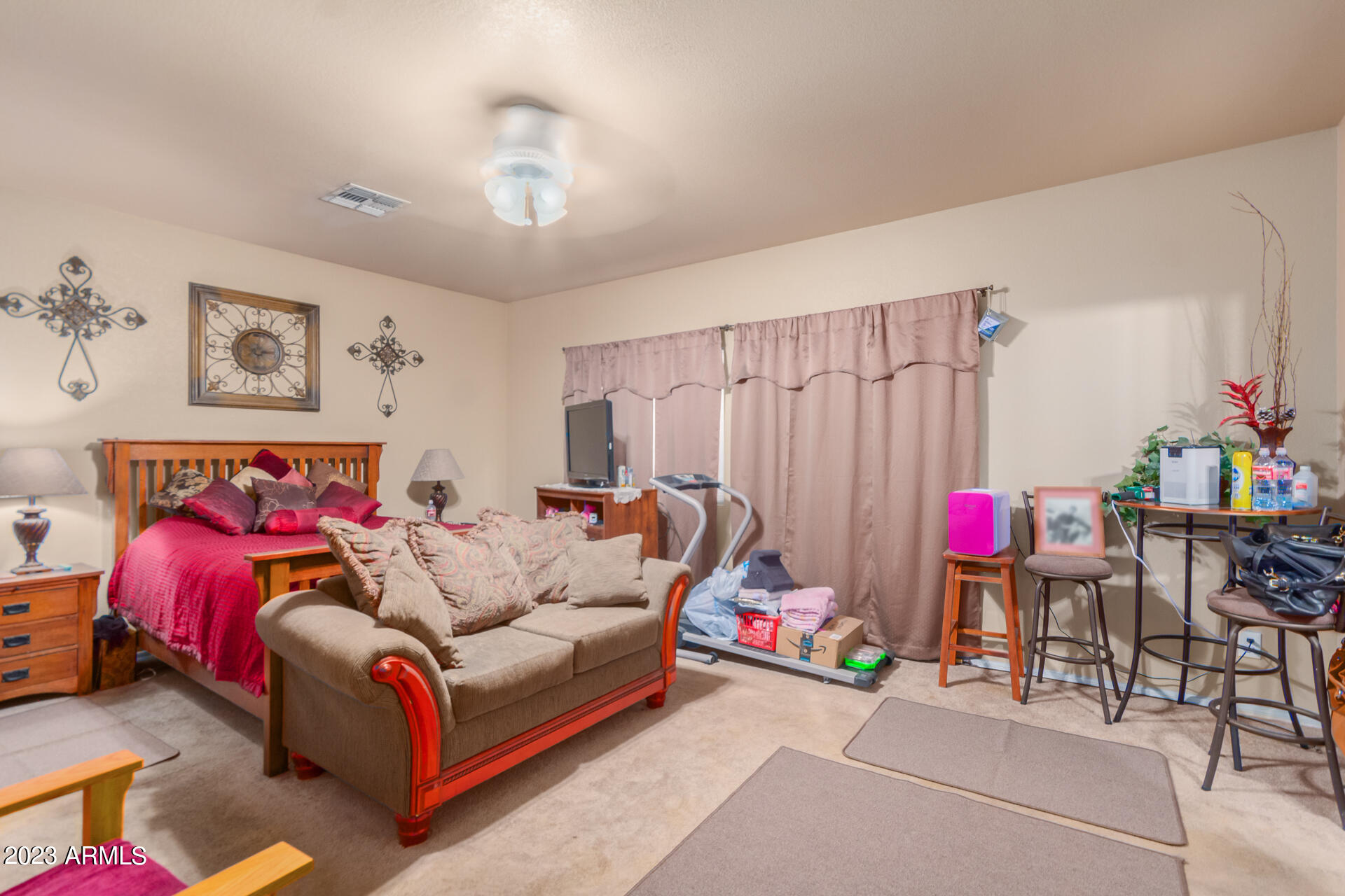 1113 E Omega Drive