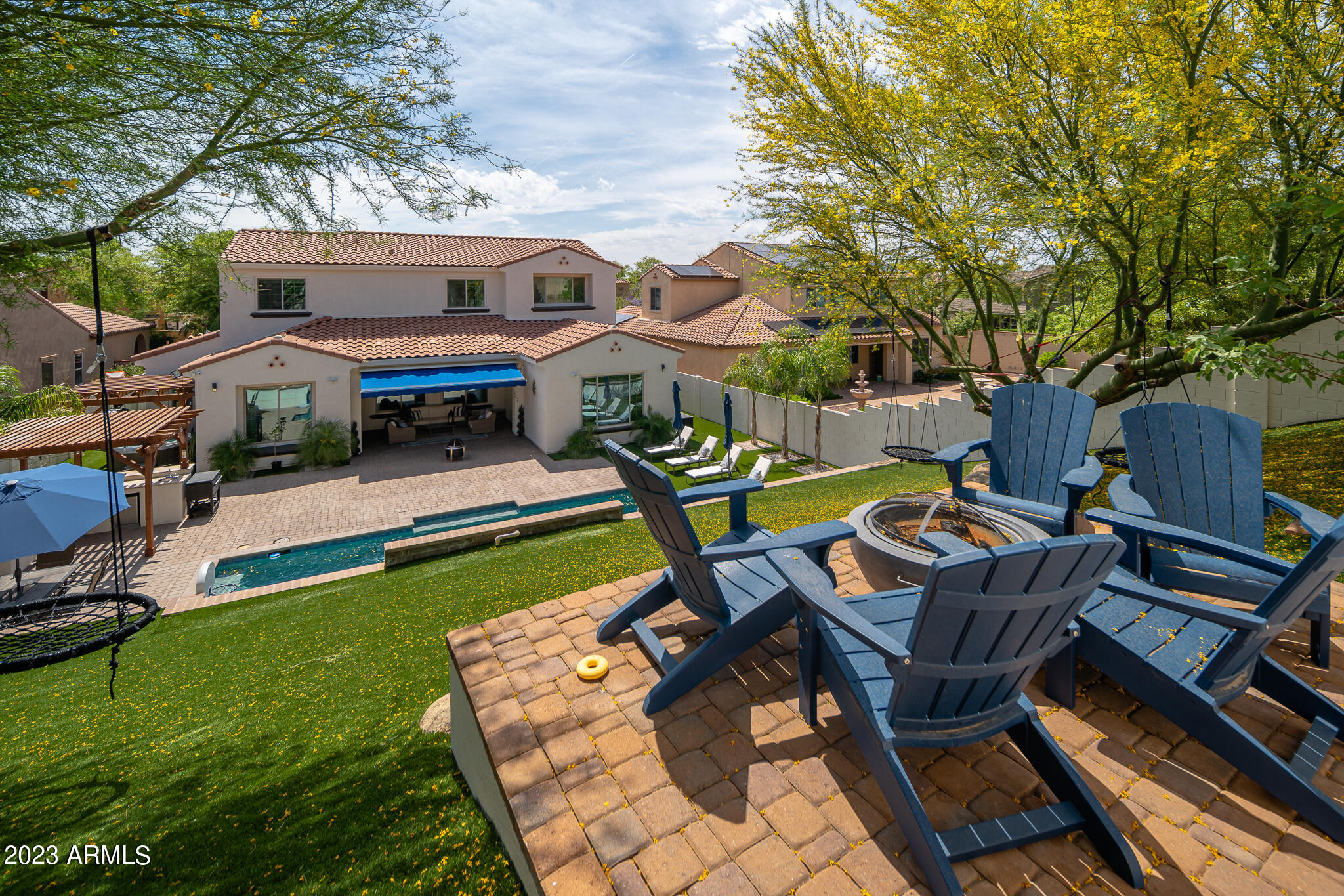 4446 N GOLF Drive